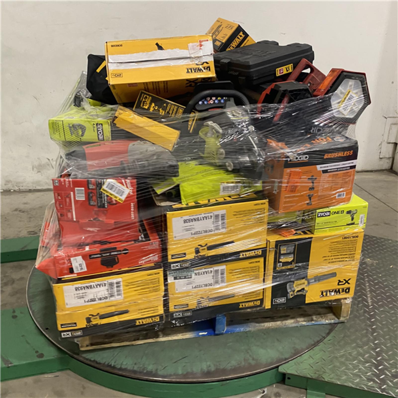 Dallas Location - As-Is Tool Pallet