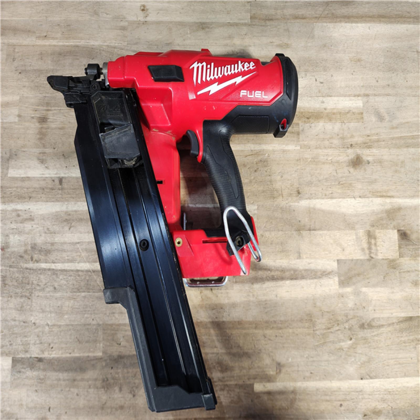HOUSTON LOCATION - AS-IS Milwaukee 2744-20 M18 FUEL 3-1/2 in. 18-Volt 21-Degree Lithium-Ion Brushless Cordless Framing Nailer (Tool-Only)
