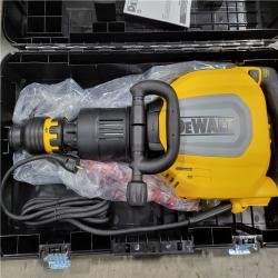 CALIFORNIA NEW DEWALT 27 LBS. 12.3 KG SDS MAX INLINE CHIPPING HAMMER KIT