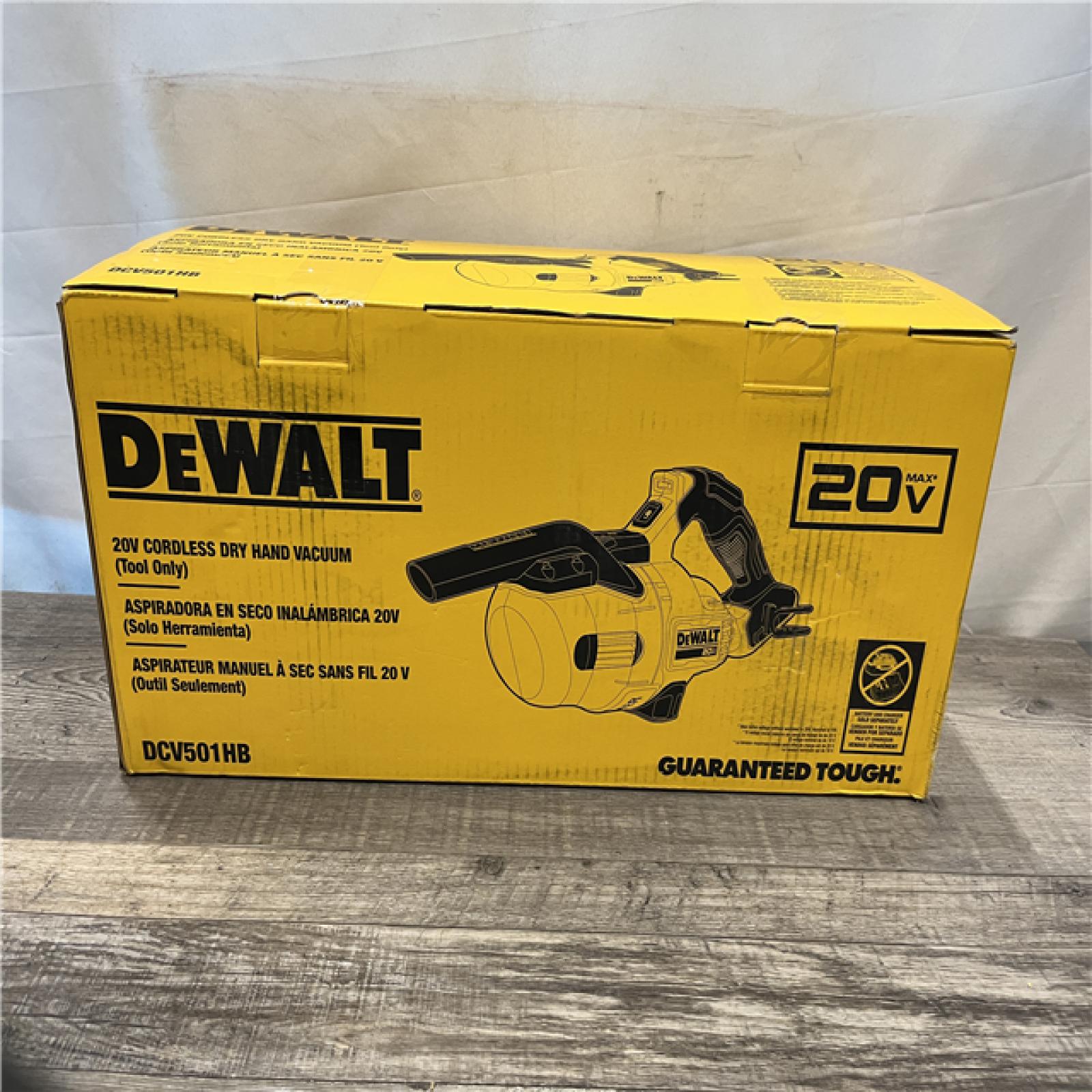 NEW - DEWALT Bagless 20V MAX Stick Cordless General Dirt Filter Handheld Vacuum (Tool Only)