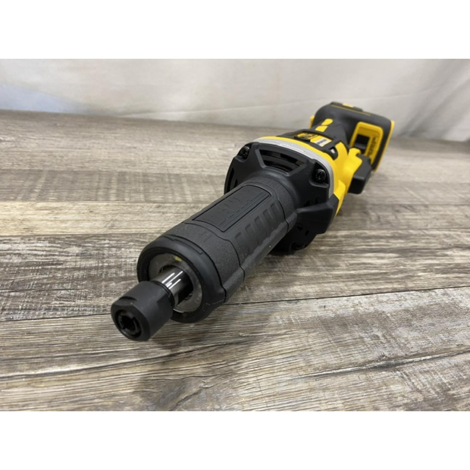 AS-IS DEWALT 20-Volt MAX XR Lithium-Ion Cordless Brushless 1-1/2 in. Variable Speed Die Grinder (Tool-Only)