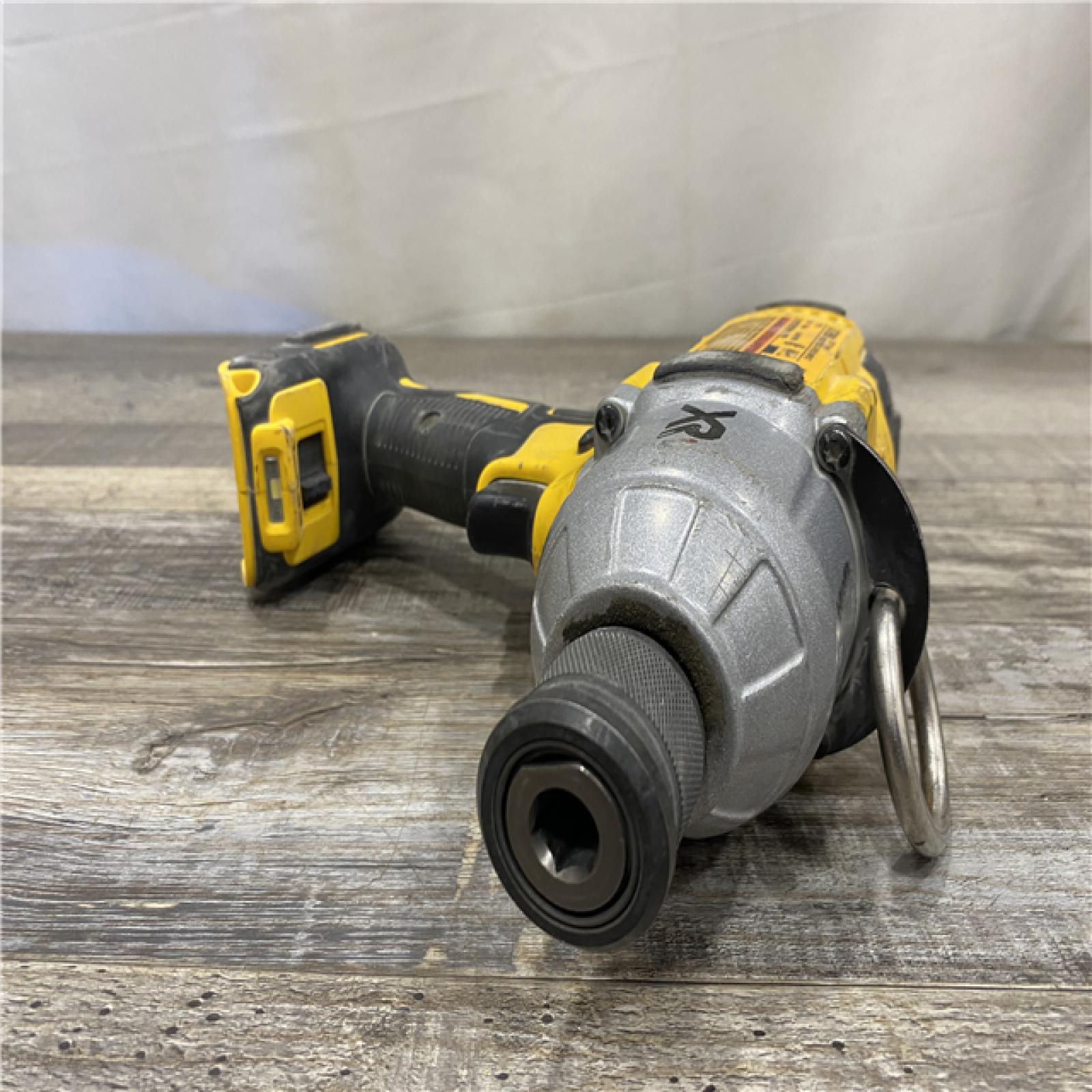 AS-IS DEWALT 20V MAX XR Cordless Brushless 7/16 in. High Torque Impact Wrench with Quick Release Chuck (Tool Only)