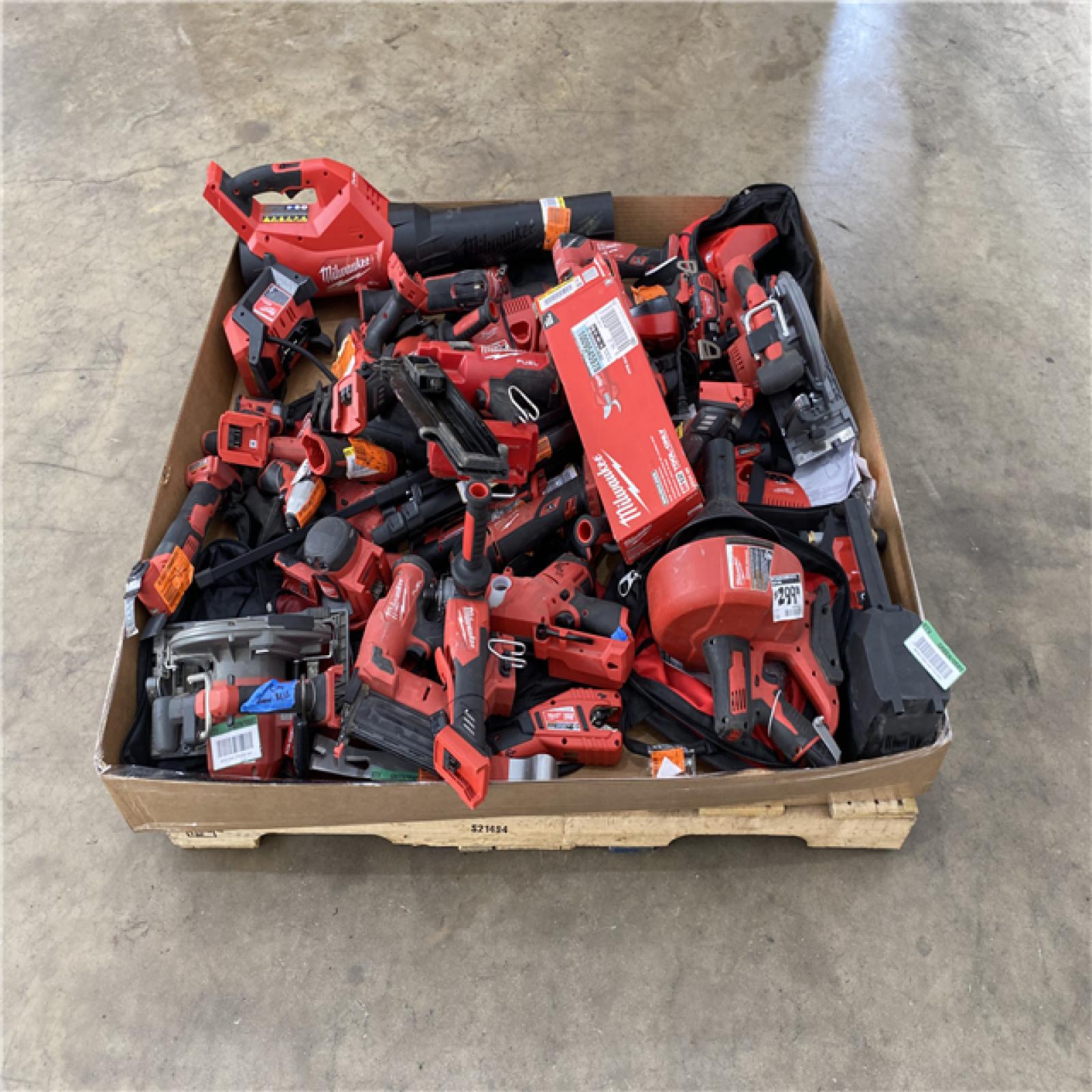 Houston Location AS IS - Tool Pallet