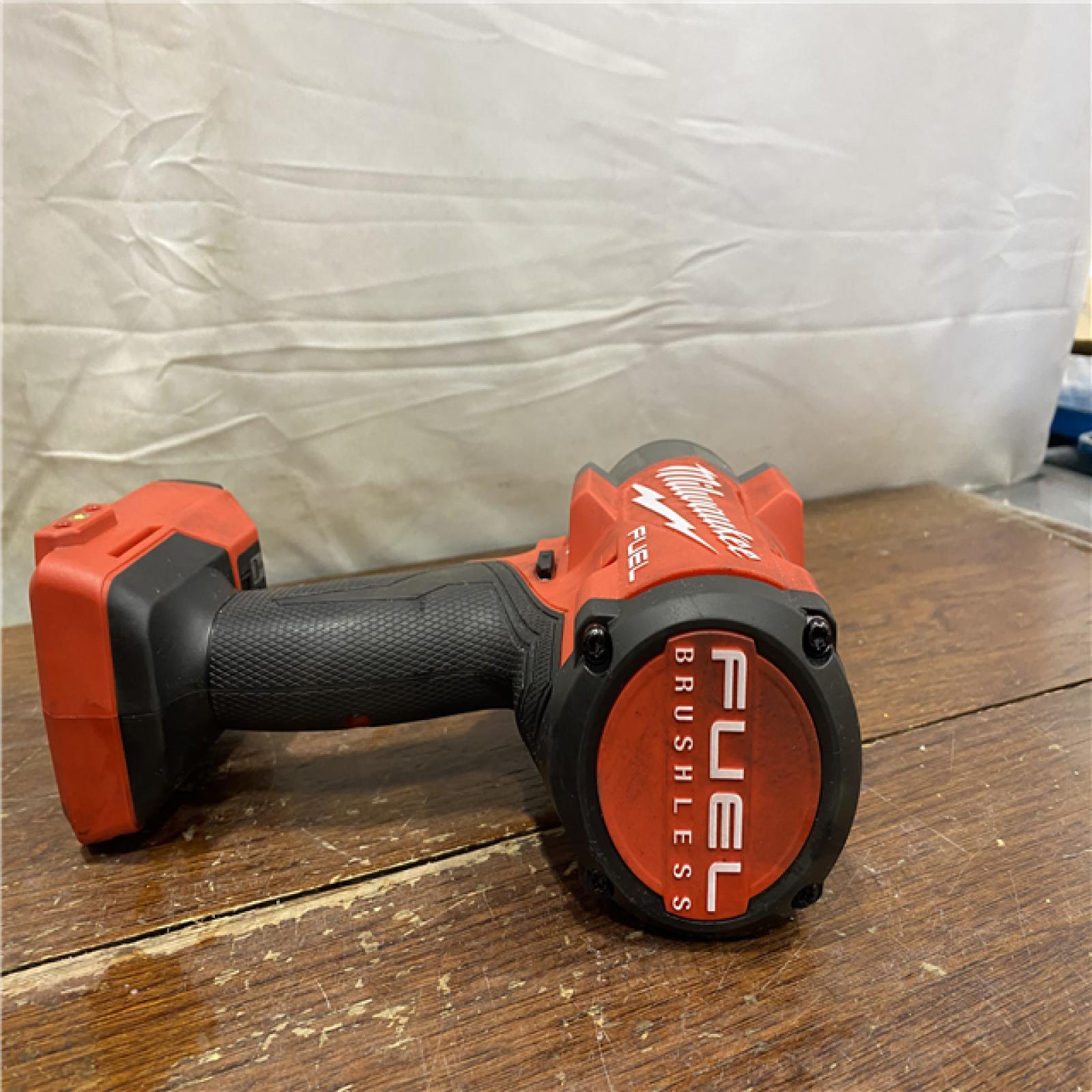 AS-IS Milwaukee M18 1/2 in. Cordless Brushless High Torque Impact Wrench Kit (Battery & Charger)