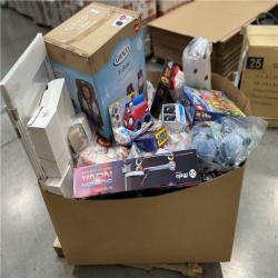DALLAS LOCATION- NEW! BULLSEYE MIXED CLOTHING PALLET (300 UNITS)