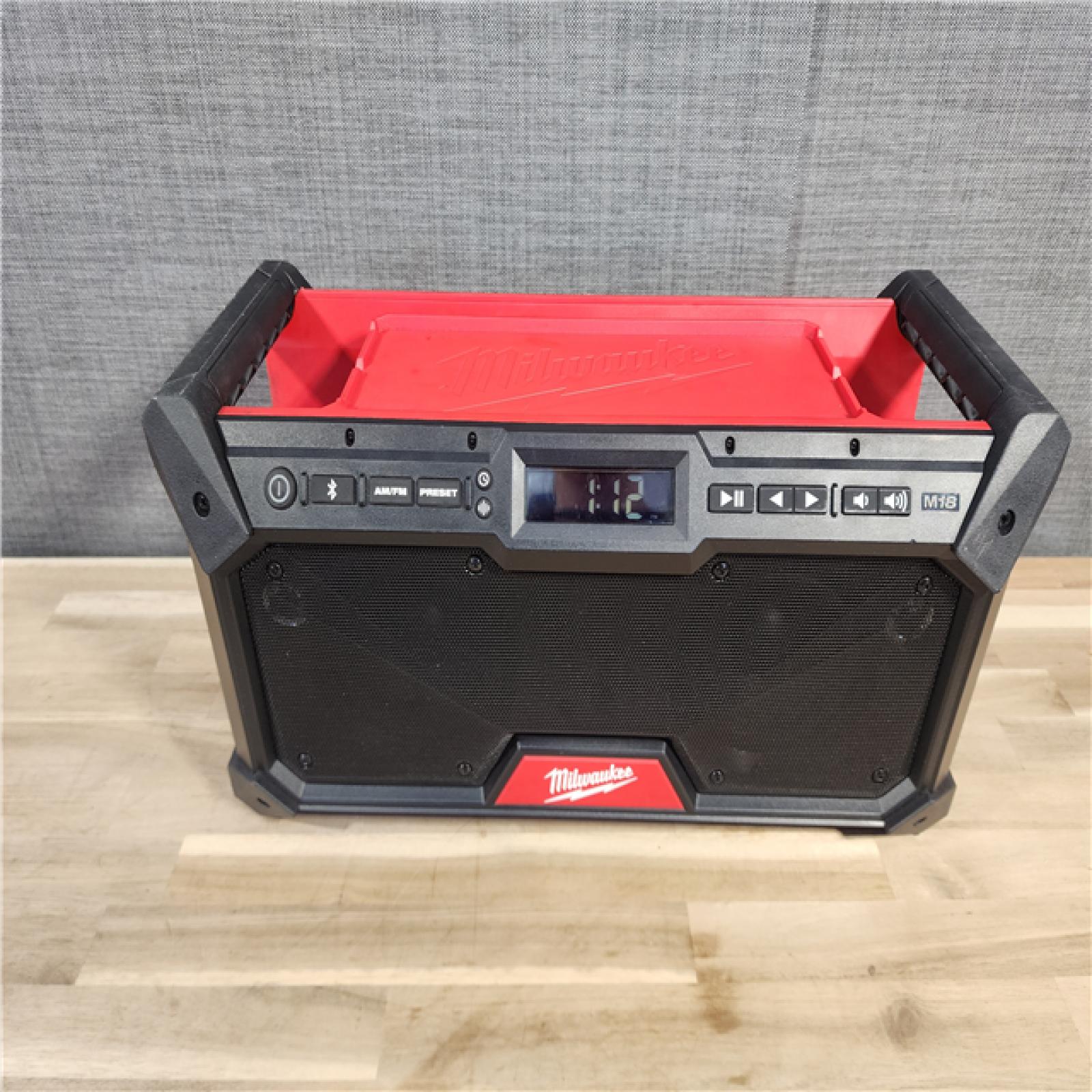HOUSTON LOCATION - AS-IS Milwaukee 2952-20 M18 18V Bluetooth Jobsite Radio (TOOL ONLY)