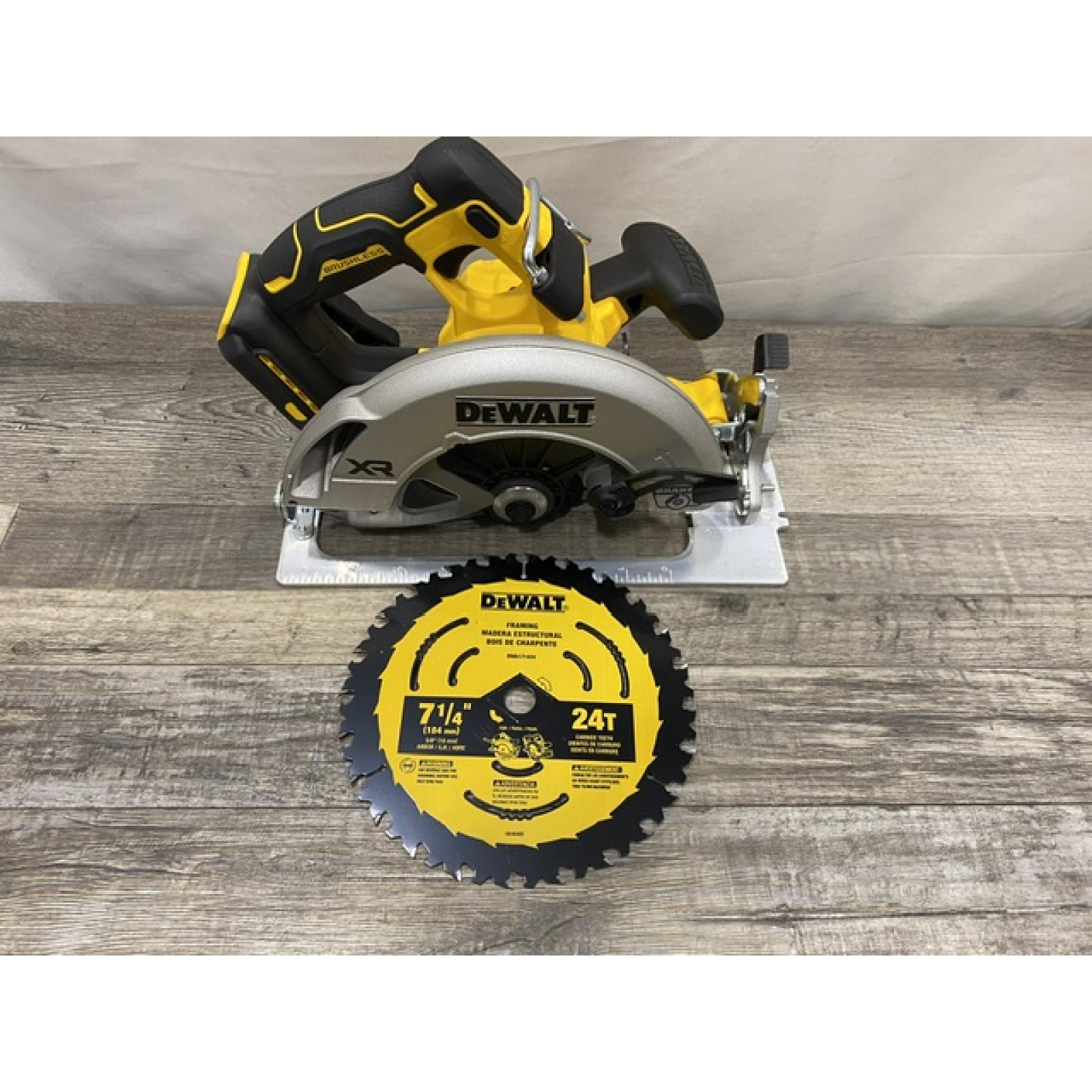 AS-IS DEWALT 20-Volt MAX 7-1/4 in. Cordless Circular Saw (Tool Only)