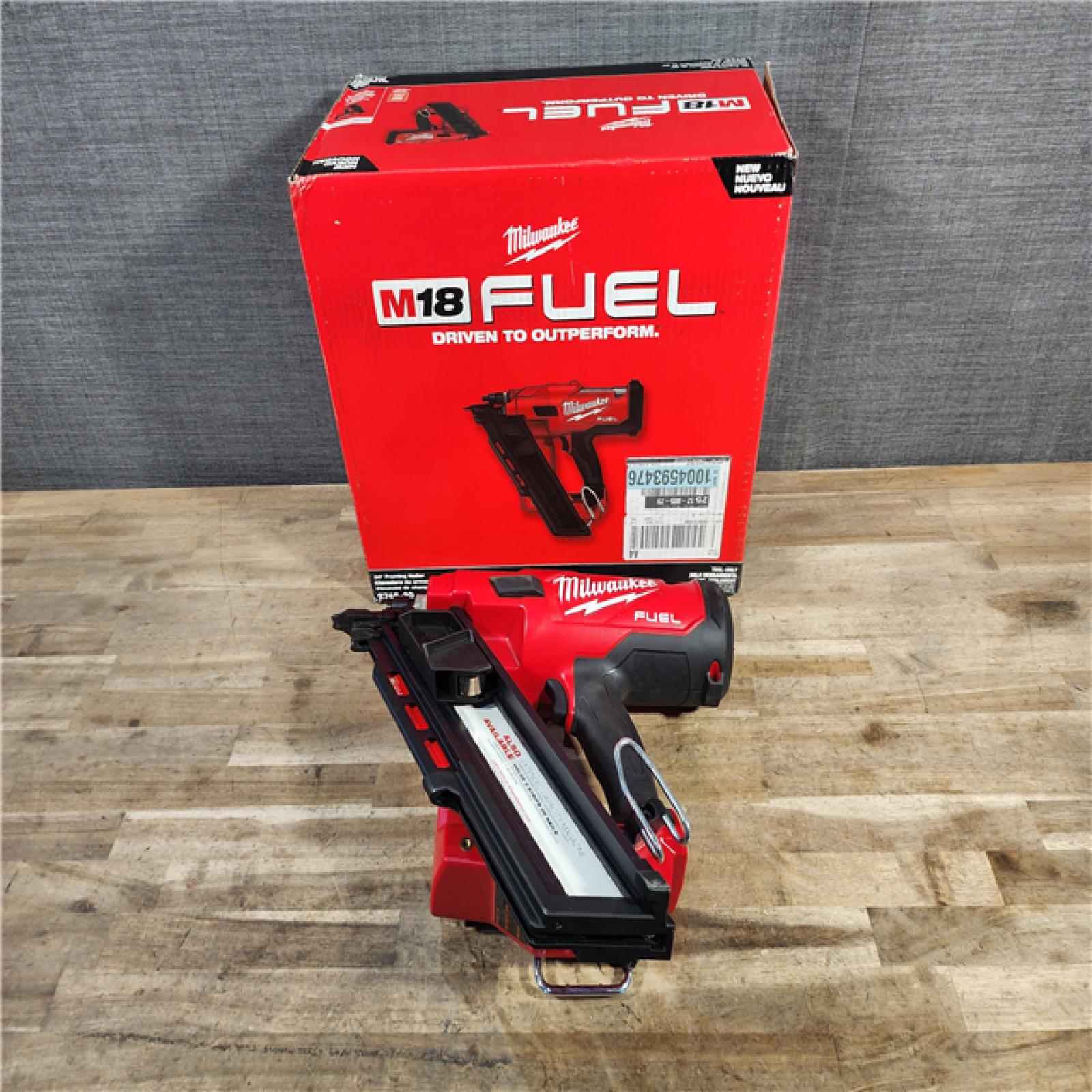 HOUSTON LOCATION - AS-IS (APPEARS LIKE NEW) Milwaukee M18 FUEL 30 Degree Framing Nailer (TOOL ONLY)