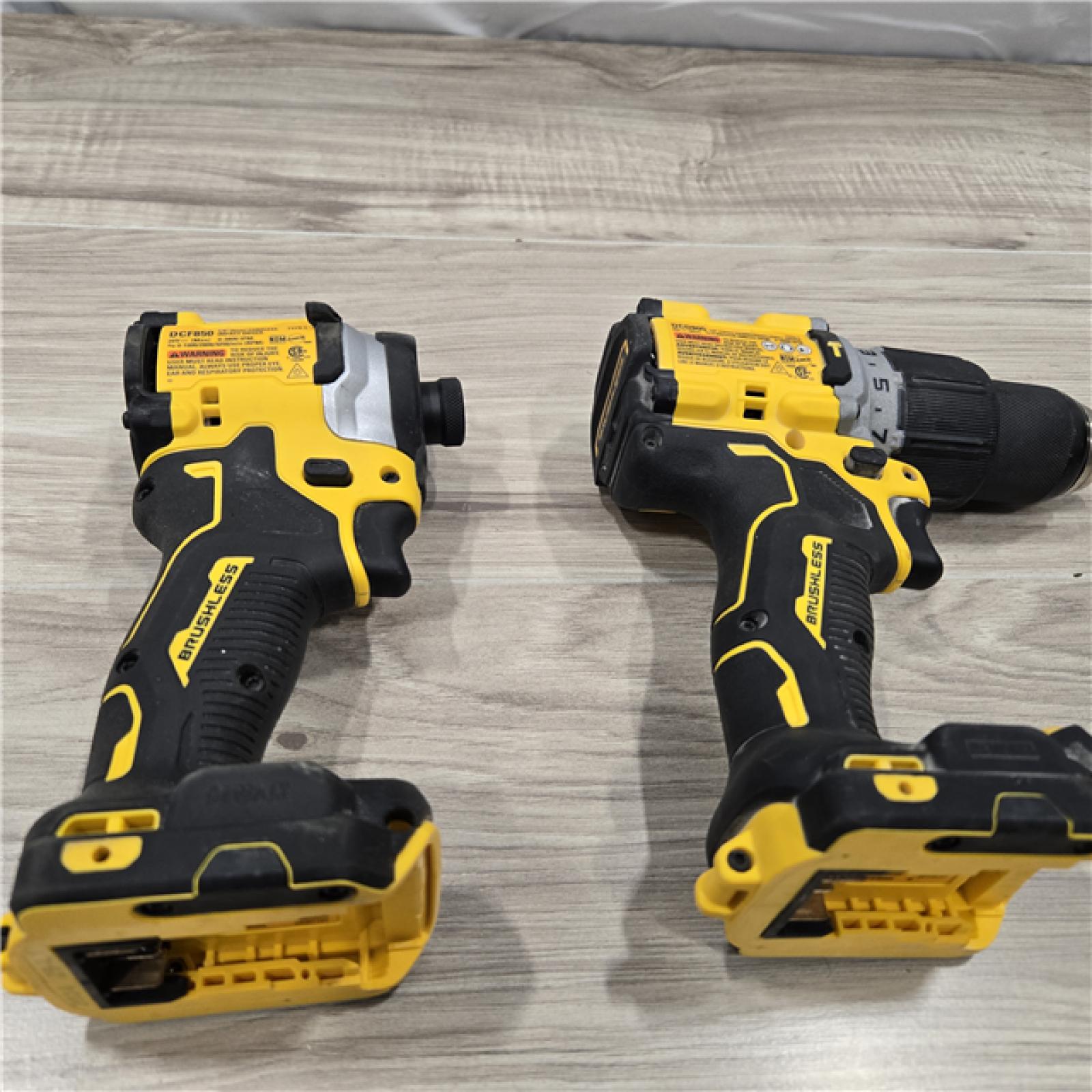 AS-IS DEWALT 20V MAX XR Hammer Drill and ATOMIC Impact Driver 2 Tool Cordless Combo Kit with (2) 4.0Ah Batteries, Charger, and Bag