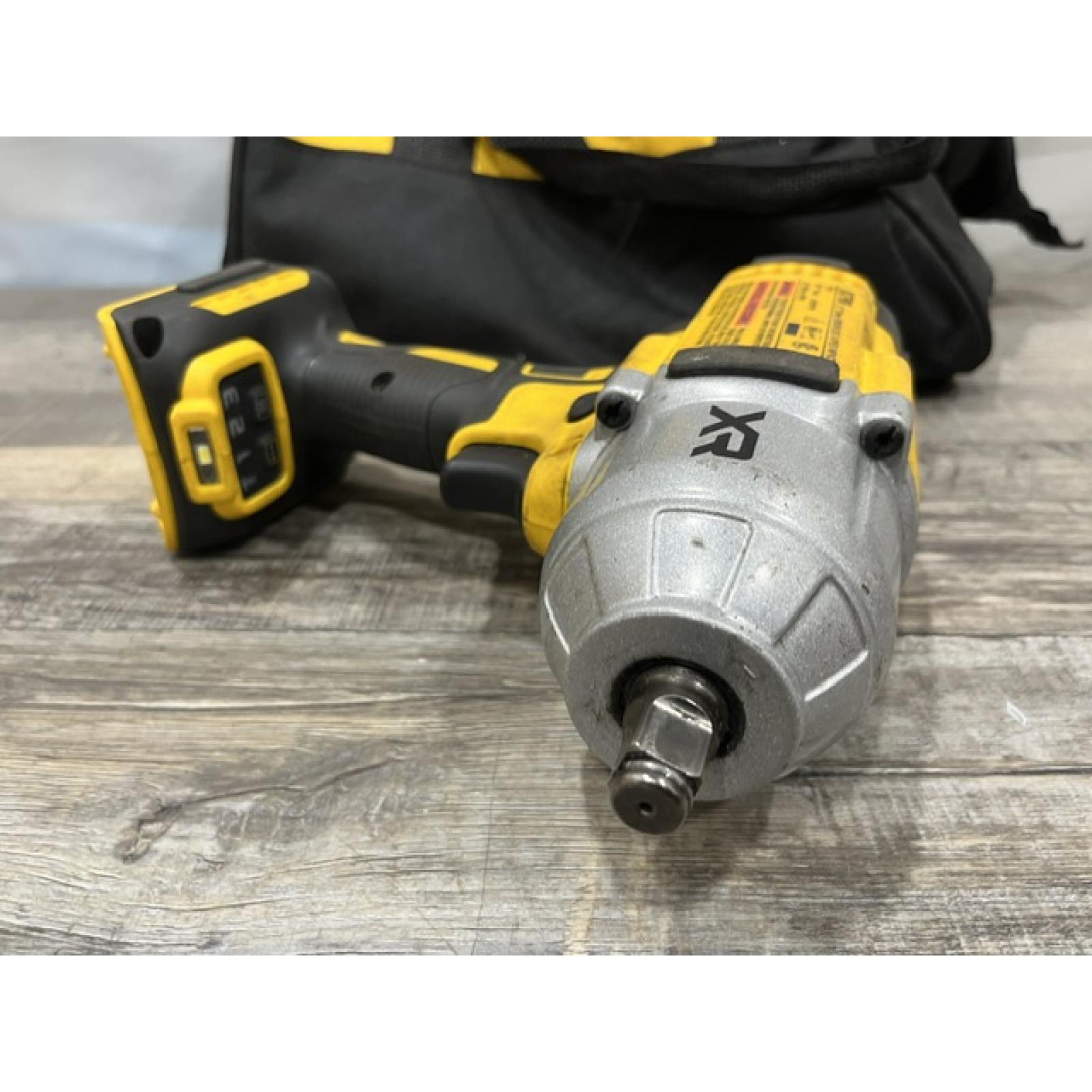 AS-IS DEWALT 20V MAX Lithium-Ion Cordless 1/2 in. Impact Wrench Kit