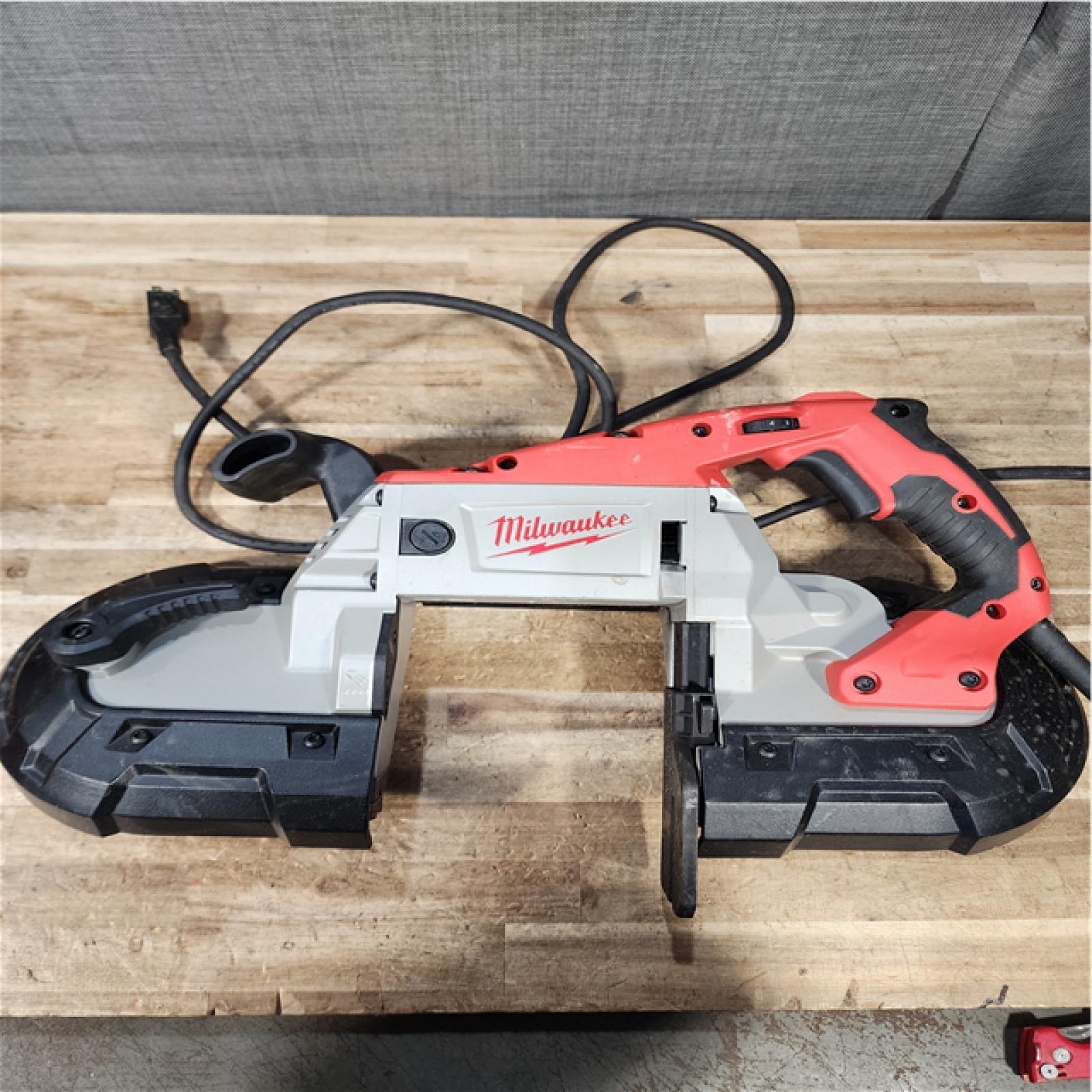 Houston Location AS-IS  Milwaukee 11 Amp Deep Cut Band Saw with Hard Case