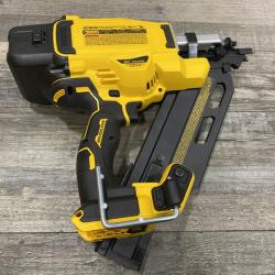 AS-IS DEWALT 20V 30 Degree Cordless Framing Nailer (Tool-Only)