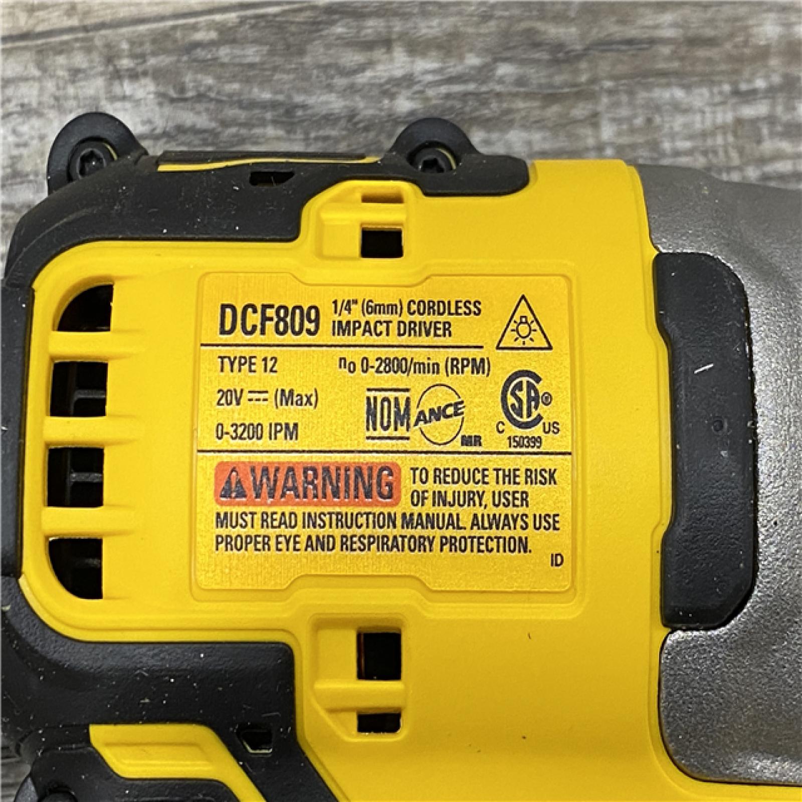 AS-IS DEWALT ATOMIC 20-Volt MAX Lithium-Ion Cordless Combo Kit