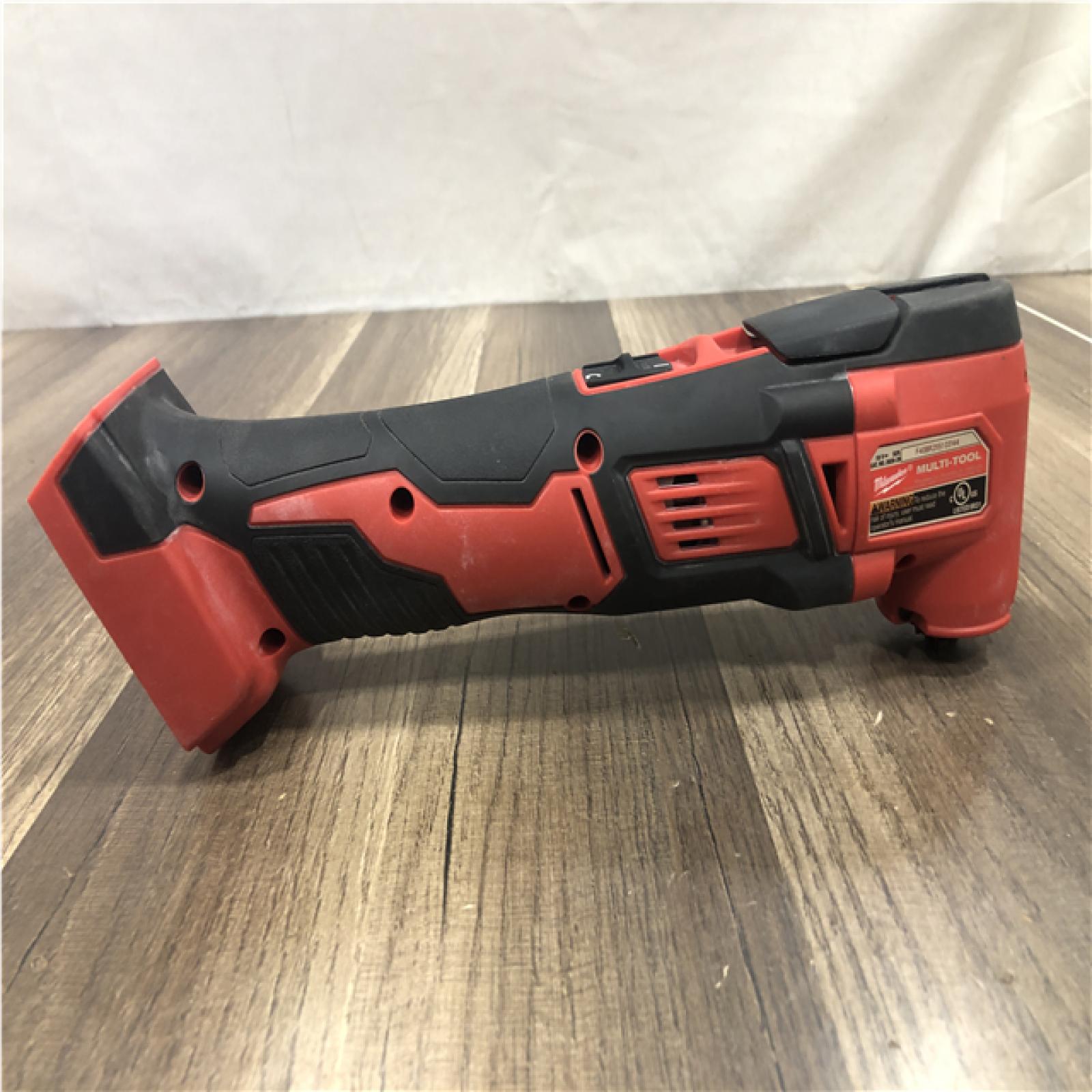 AS-IS Milwaukee 18V Lithium-Ion Cordless Oscillating Multi-Tool (Tool-Only)