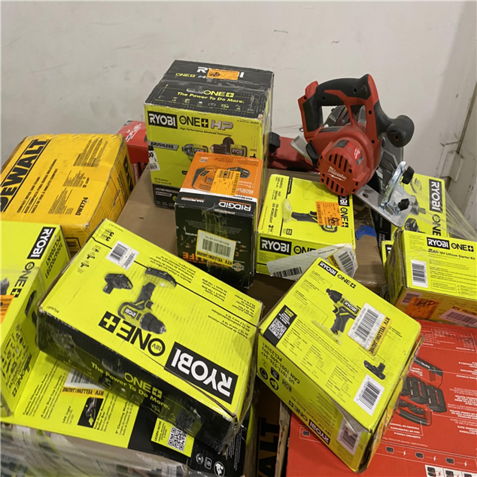 Dallas Location - As-Is Tool Pallet