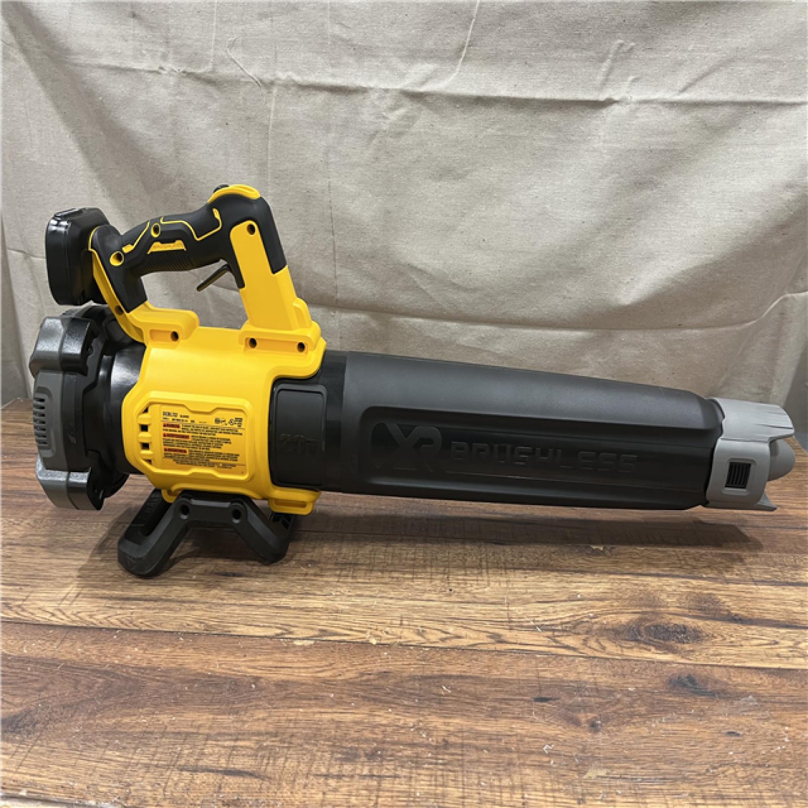 AS-IS 20V MAX Cordless Battery Powered String Trimmer & Blower Combo Kit with (1) 4 Ah Battery & Charger