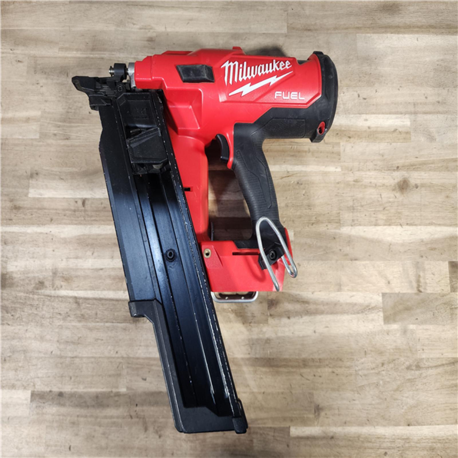 HOUSTON LOCATION - AS-IS Milwaukee 2744-20 M18 FUEL 3-1/2 in. 18-Volt 21-Degree Lithium-Ion Brushless Cordless Framing Nailer (Tool-Only)