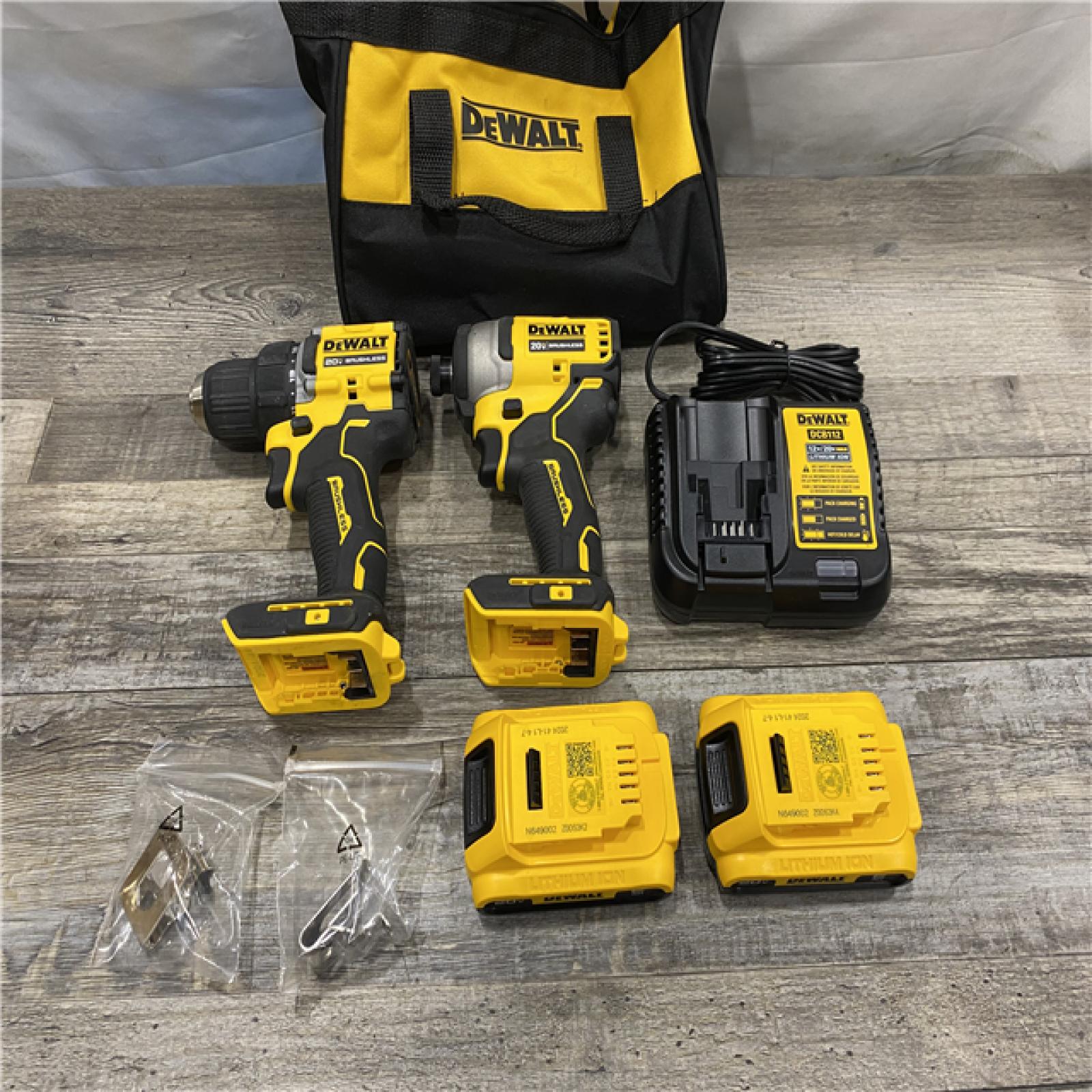 AS-IS DEWALT ATOMIC 20-Volt MAX Lithium-Ion Cordless Combo Kit