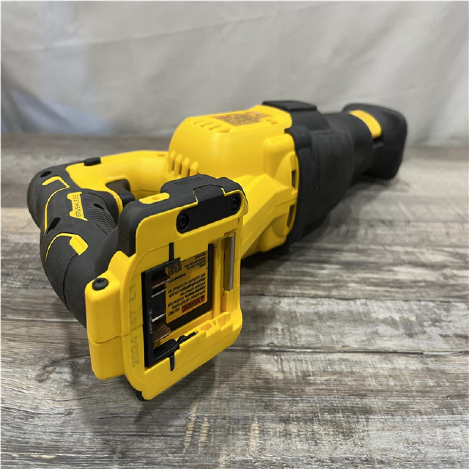 AS-IS DEWALT 20-Volt XR Cordless Reciprocating Saw (Tool Only)