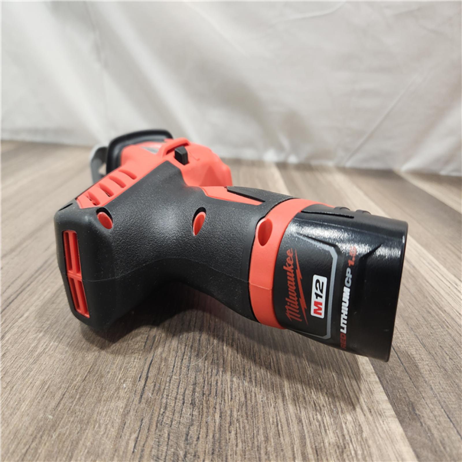 AS-IS- Milwaukee 12V 1.5Ah Cordless Straight Handle Reciprocating Saw Kit