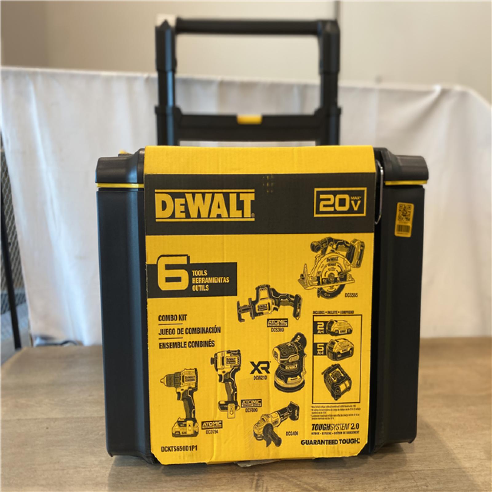 NEW! DEWALT 20V Lithium-Ion Cordless 6-Tool Combo Kit with Rolling Toolbox
