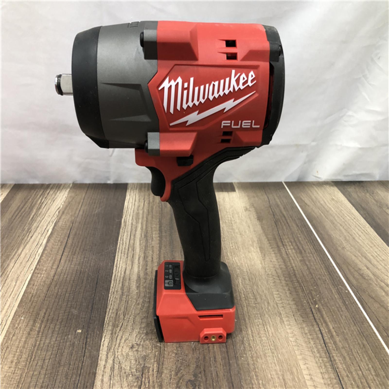 AS-IS Milwaukee FUEL 18V Lithium-Ion Brushless Cordless 1/2 in. Impact Wrench w/Friction Ring Kit