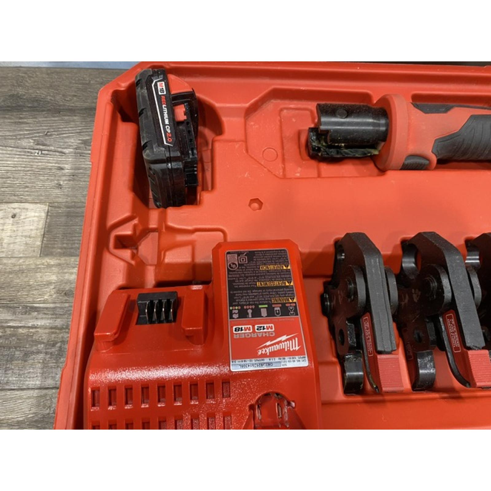 AS-IS Milwaukee 18V Lithium-Ion Cordless Short Throw Press Tool with 3 PEX Crimp Jaws Kit