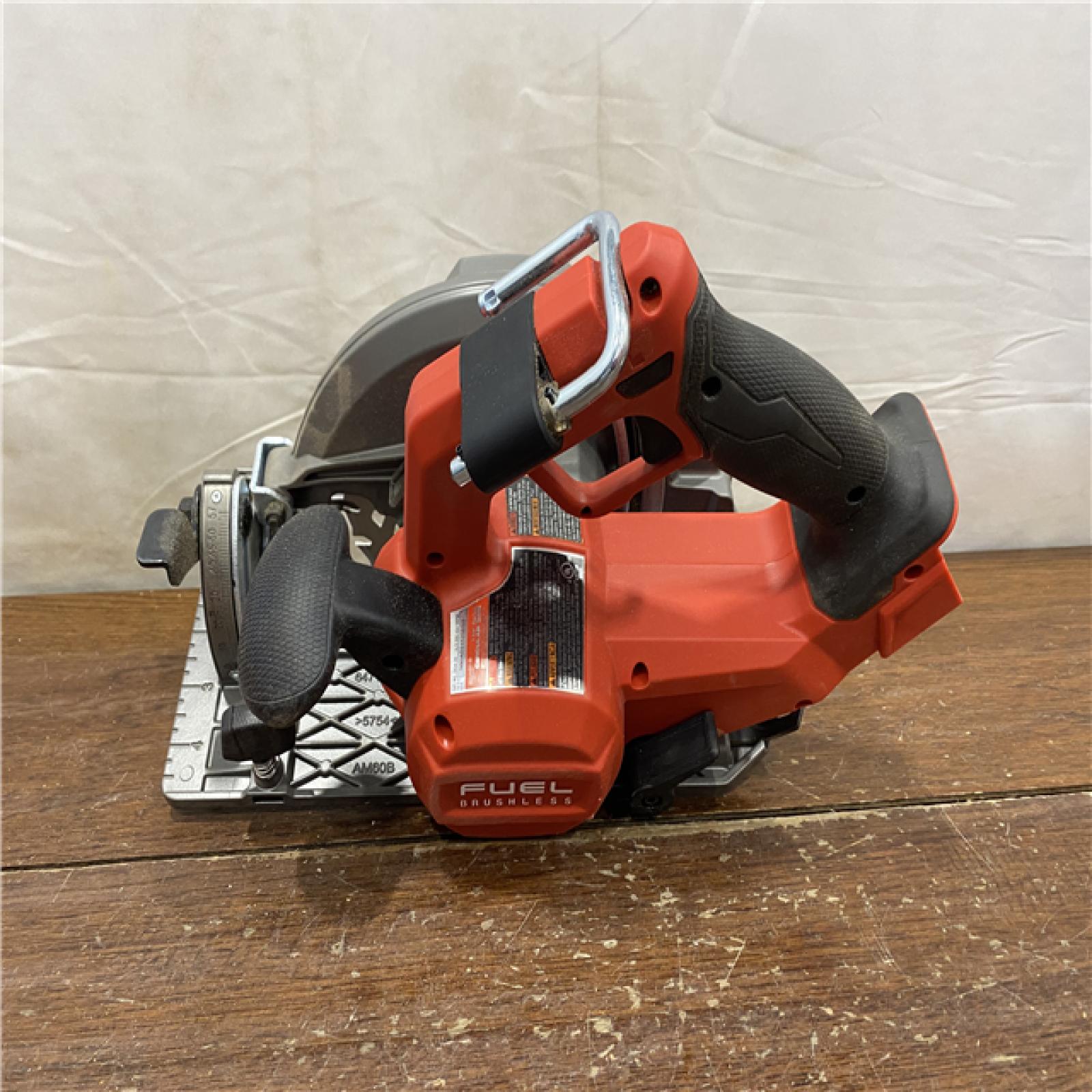 AS-IS Milwaukee Tools M18 FUEL 7-1/4 Circular Saw (Tool Only) 2834-20
