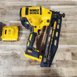 HOUSTON LOCATION - AS - IS DEWALT 20V MAX XR 16-Gauge Electric Cordless Angled Finishing Nailer Kit