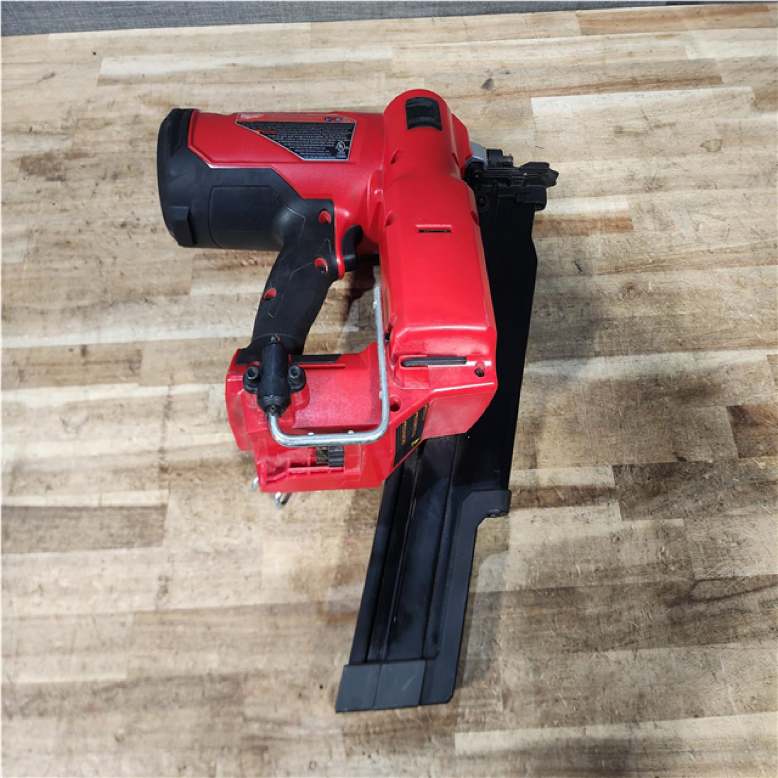 Houston Location AS-IS Milwaukee FUEL 3-1/2 in. 18-Volt 21-Degree Lithium-Ion Brushless Cordless Framing Nailer (Tool-Only)
