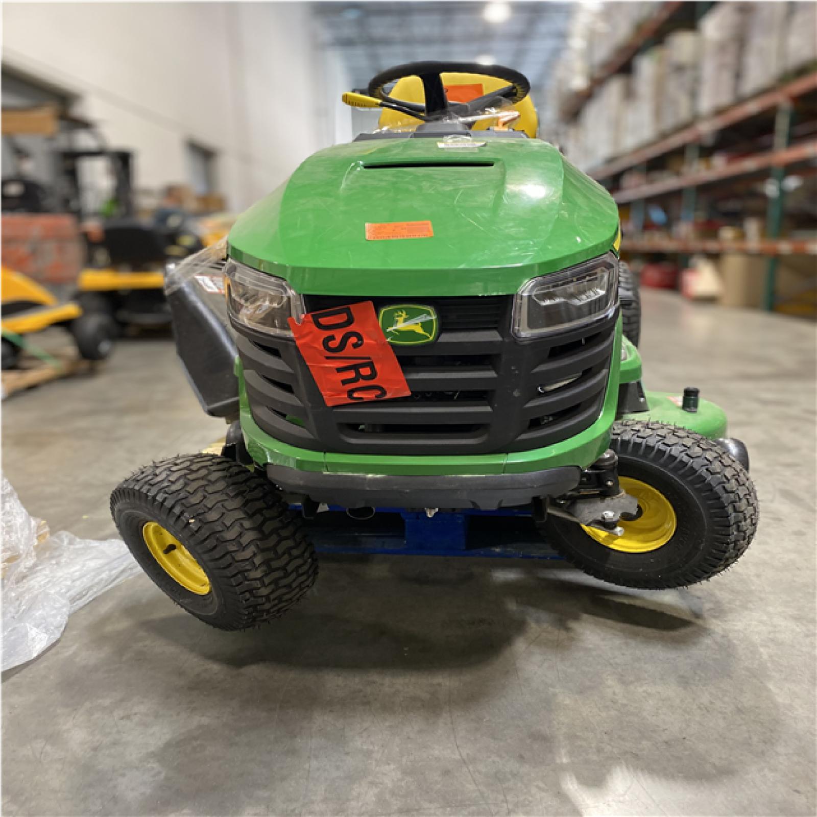 Dallas Location - As-Is John Deere S100 - Lawn Tractors
