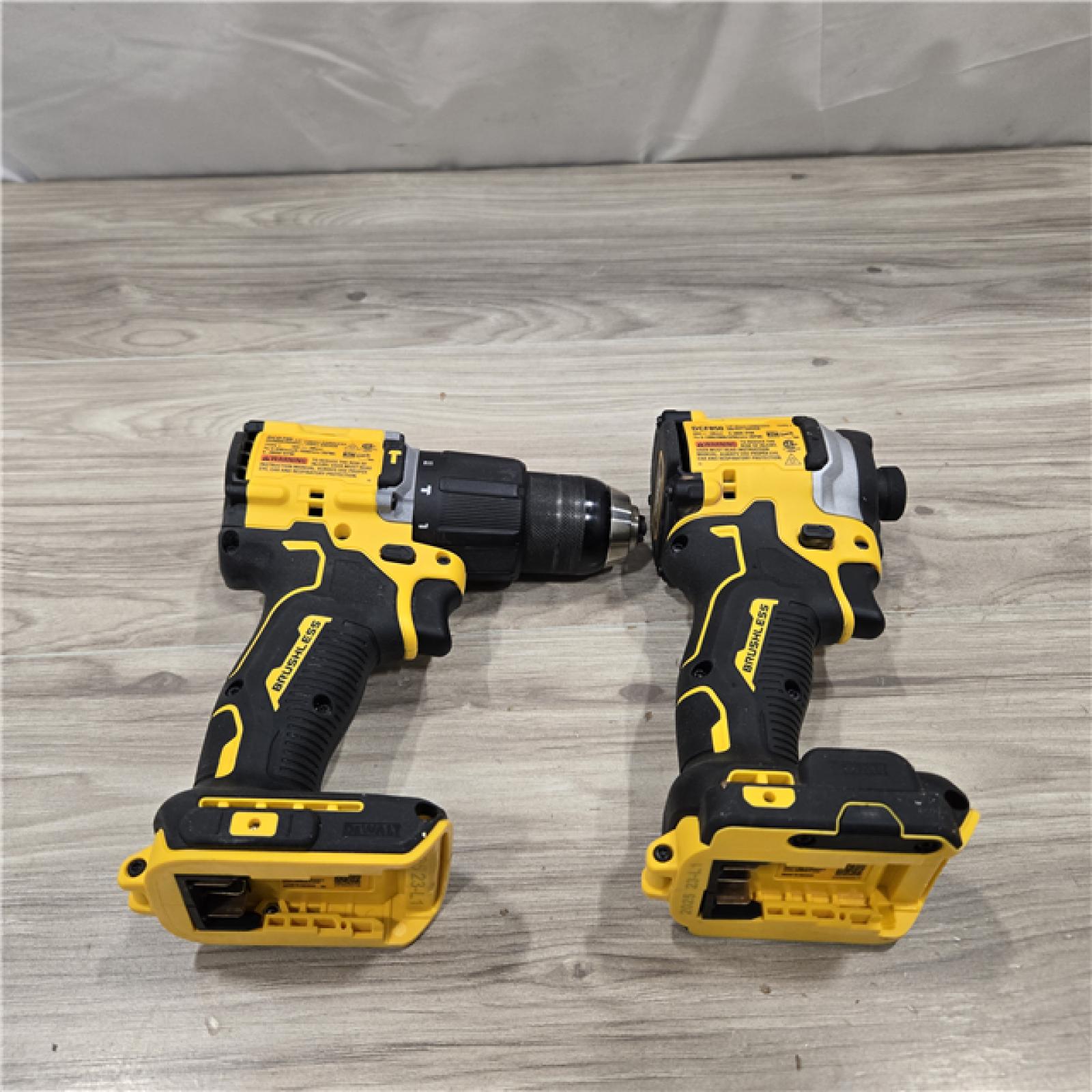 AS-IS DeWalt 20V MAX Atomic Cordless 2 Tool Compact Hammer Drill and Impact Driver Kit