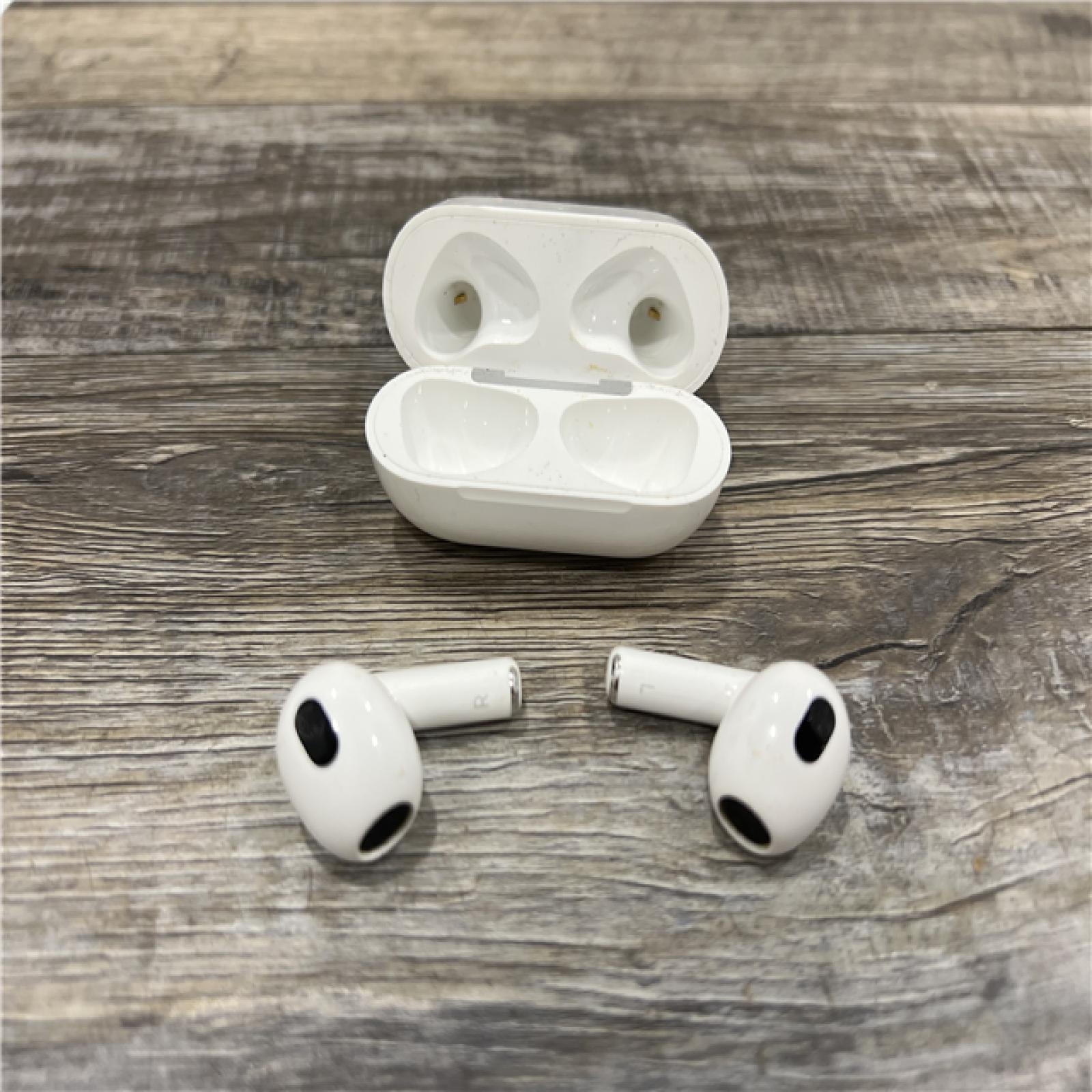 AS-IS AirPods (3rd Generation) with Lightning Charging Case