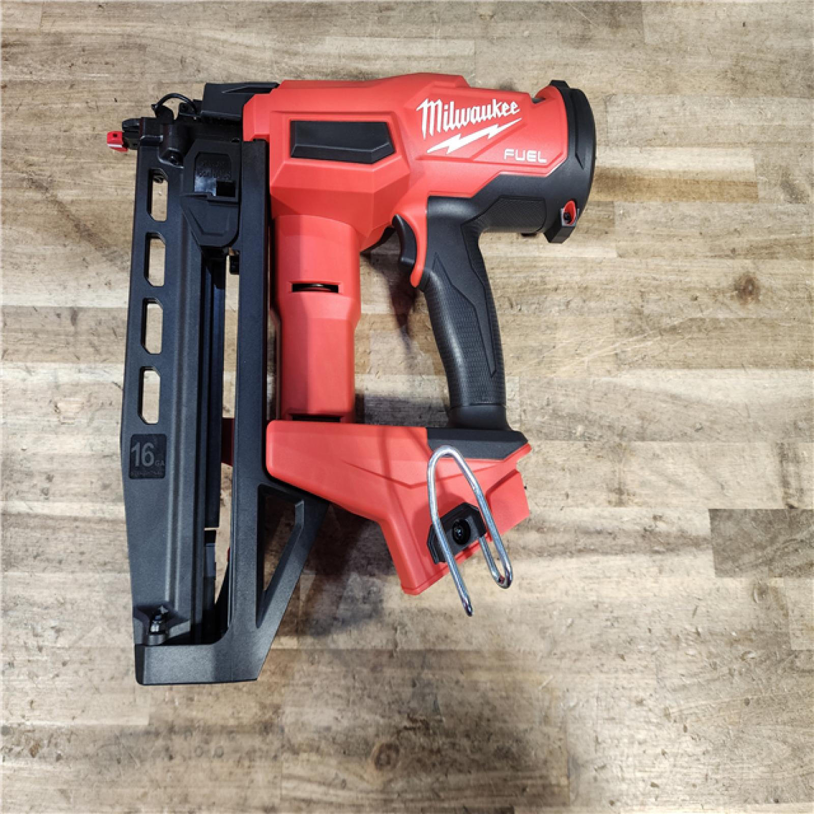 HOUSTON LOCATION - AS-IS (APPEARS LIKE NEW) Milwaukee FUEL 18-Volt Lithium-Ion Brushless Cordless Gen ll 16-Gauge Straight Finish Nailer (Tool Only)