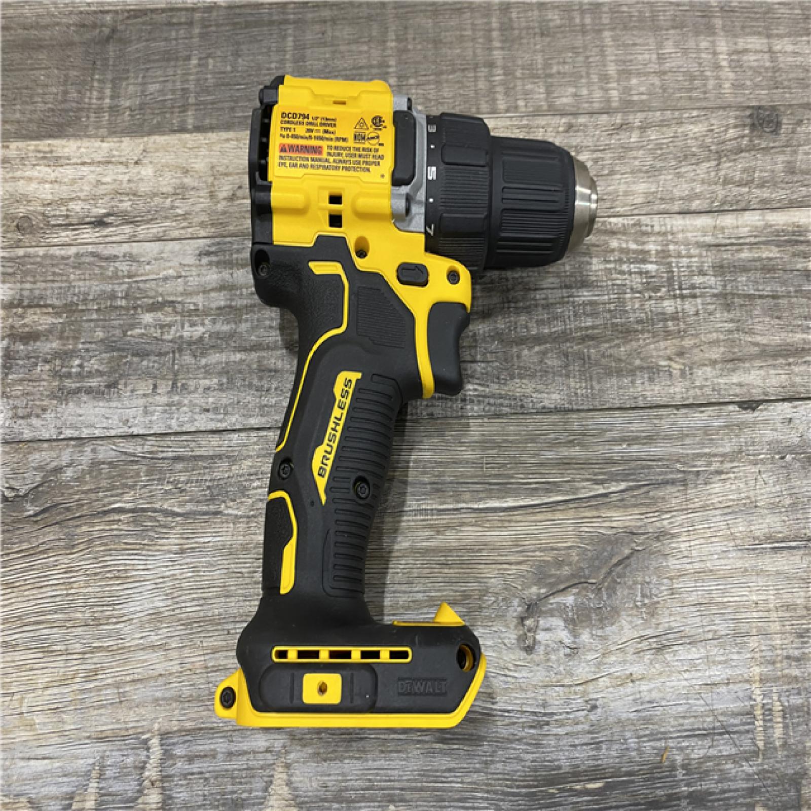 AS-IS DEWALT Atomic 20V Lithium-Ion Cordless Compact 1/2 in. Drill/Driver Kit
