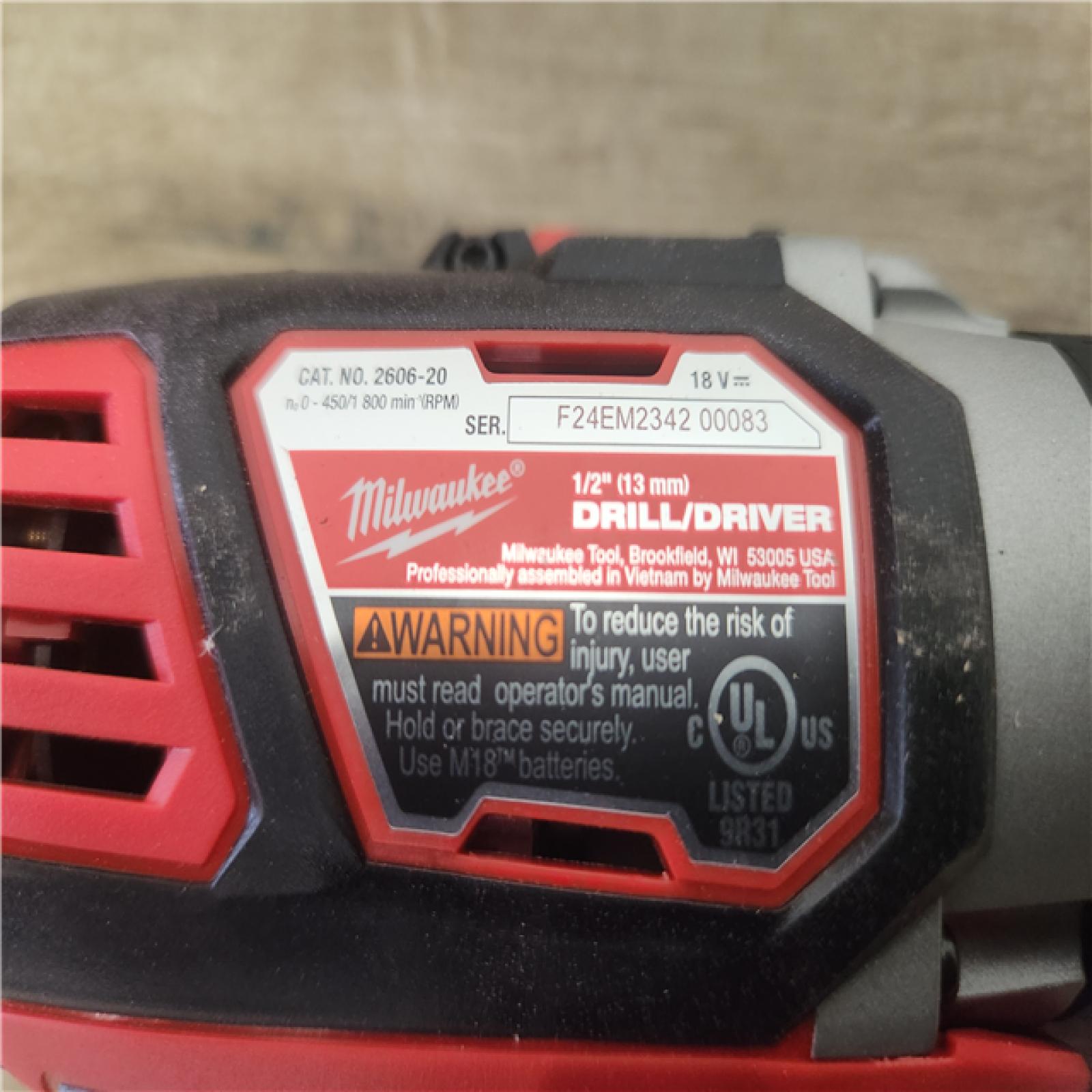 Phoenix Location NEW Milwaukee M18 18-Volt Lithium-Ion Cordless Combo Kit (5-Tool) with Charger and Tool Bag (No Batteries)