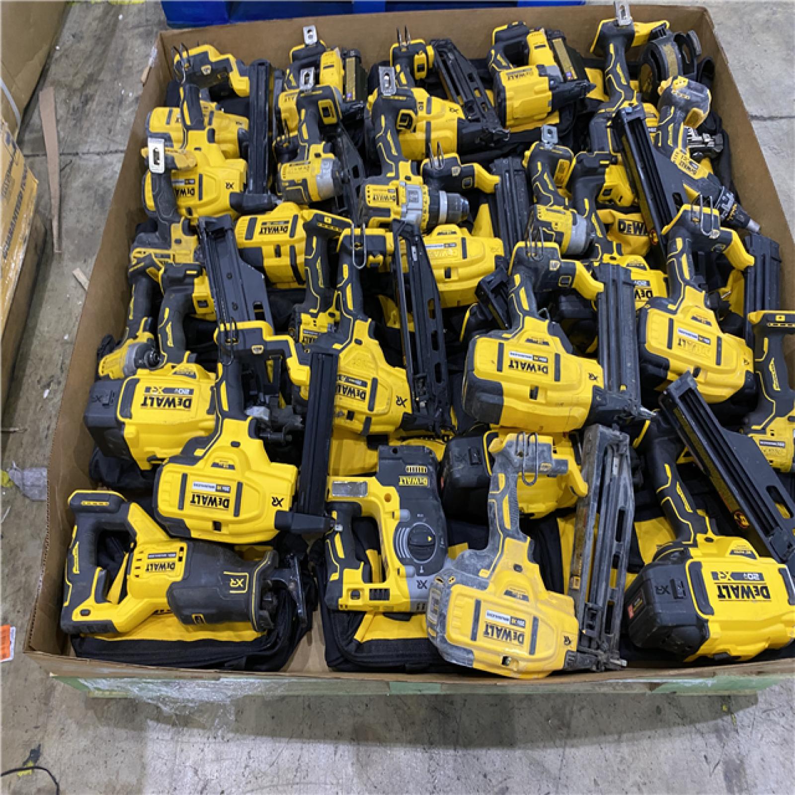 Houston Location AS IS - Tool Pallet