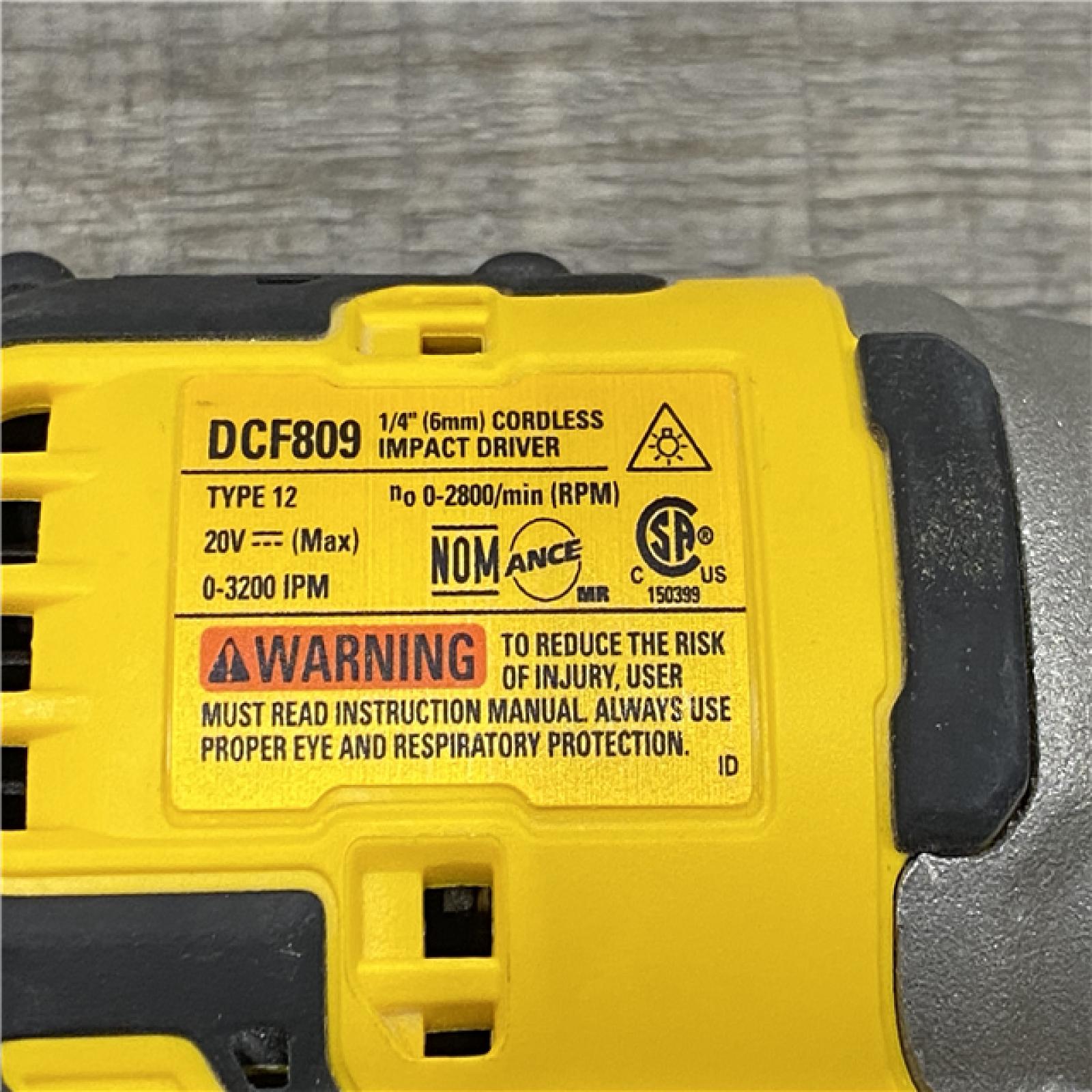 AS-IS DEWALT ATOMIC 20-Volt MAX Lithium-Ion Cordless Combo Kit