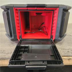 Phoenix Location Milwaukee M18 Lithium-Ion Cordless PACKOUT Radio/Speaker with Built-In Charger