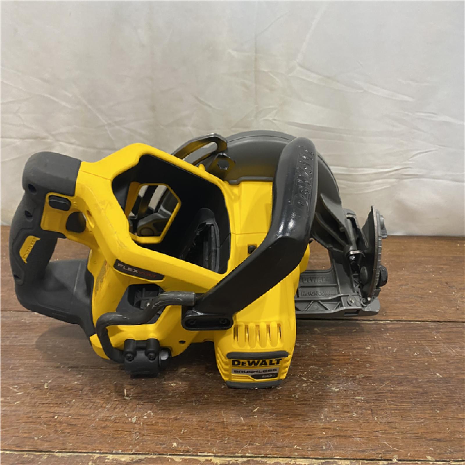 AS-IS DEWALT FLEXVOLT 60V MAX Cordless Brushless 7-1/4 in. Wormdrive Style Circular Saw (Tool Only)