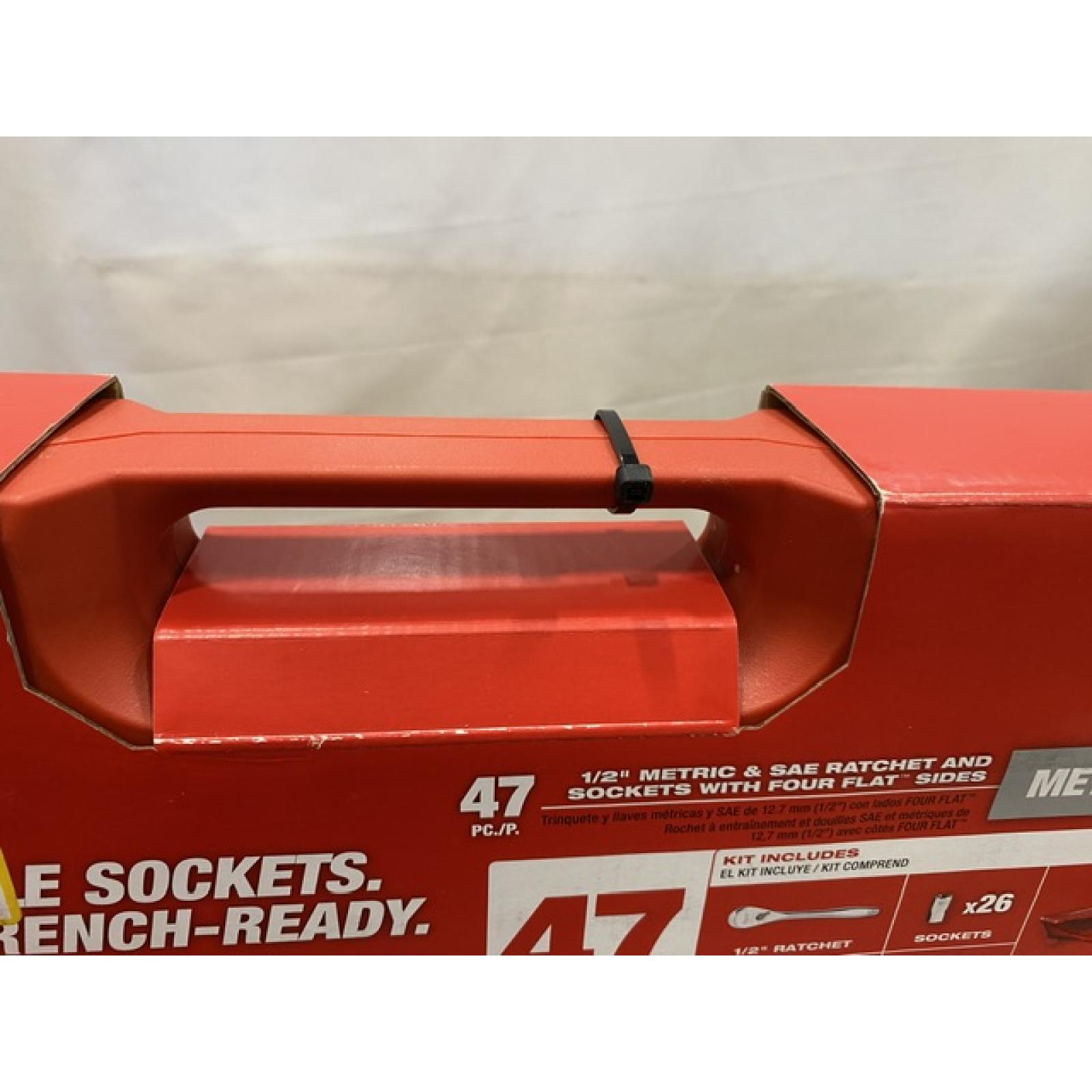 NEW - Milwaukee 1/2 in. Drive SAE/Metric Ratchet and Socket Mechanics Tool Set (47-Piece)