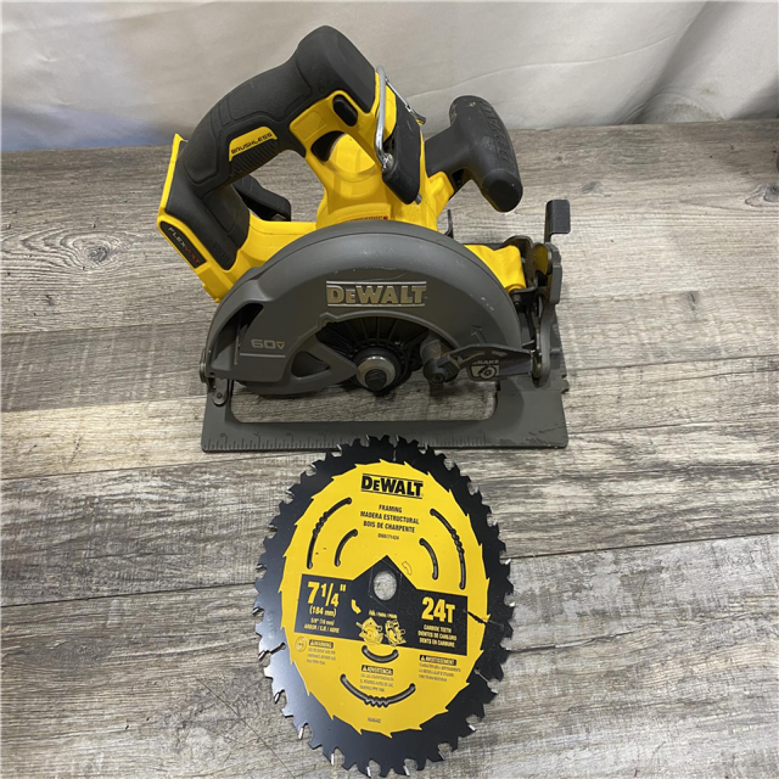 AS-IS DEWALT FLEXVOLT 60V MAX Cordless Brushless 7-1/4 in. Circular Saw with Brake (Tool Only)