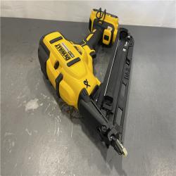 AS-IS - DEWALT 20V MAX XR Lithium-Ion Cordless 2-1/2 in. 15-Gauge Finish Nailer Kit