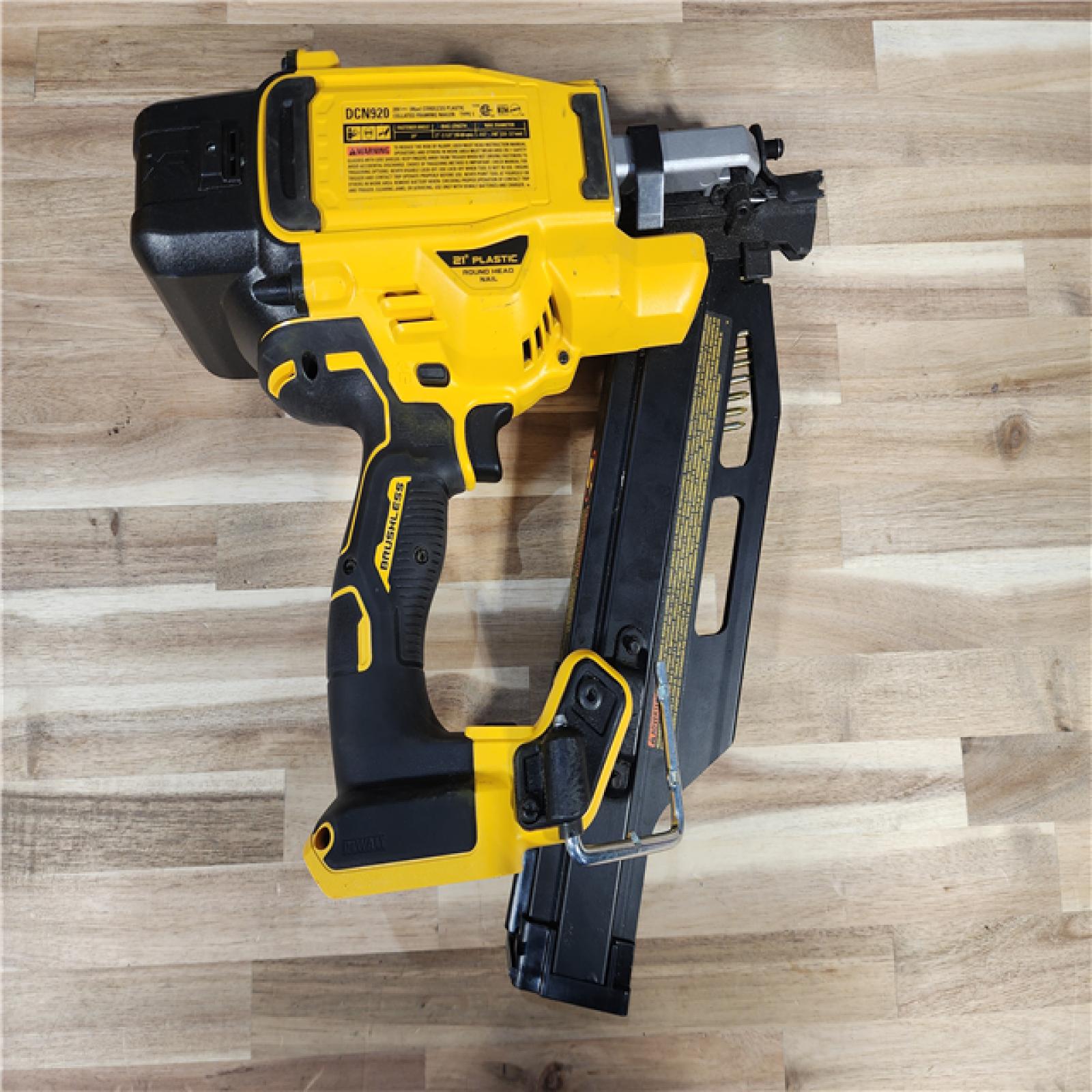 HOUSTON LOCATION - AS-IS DEWALT 20-Volt 21° Cordless Framing Nailer (Tool-Only)