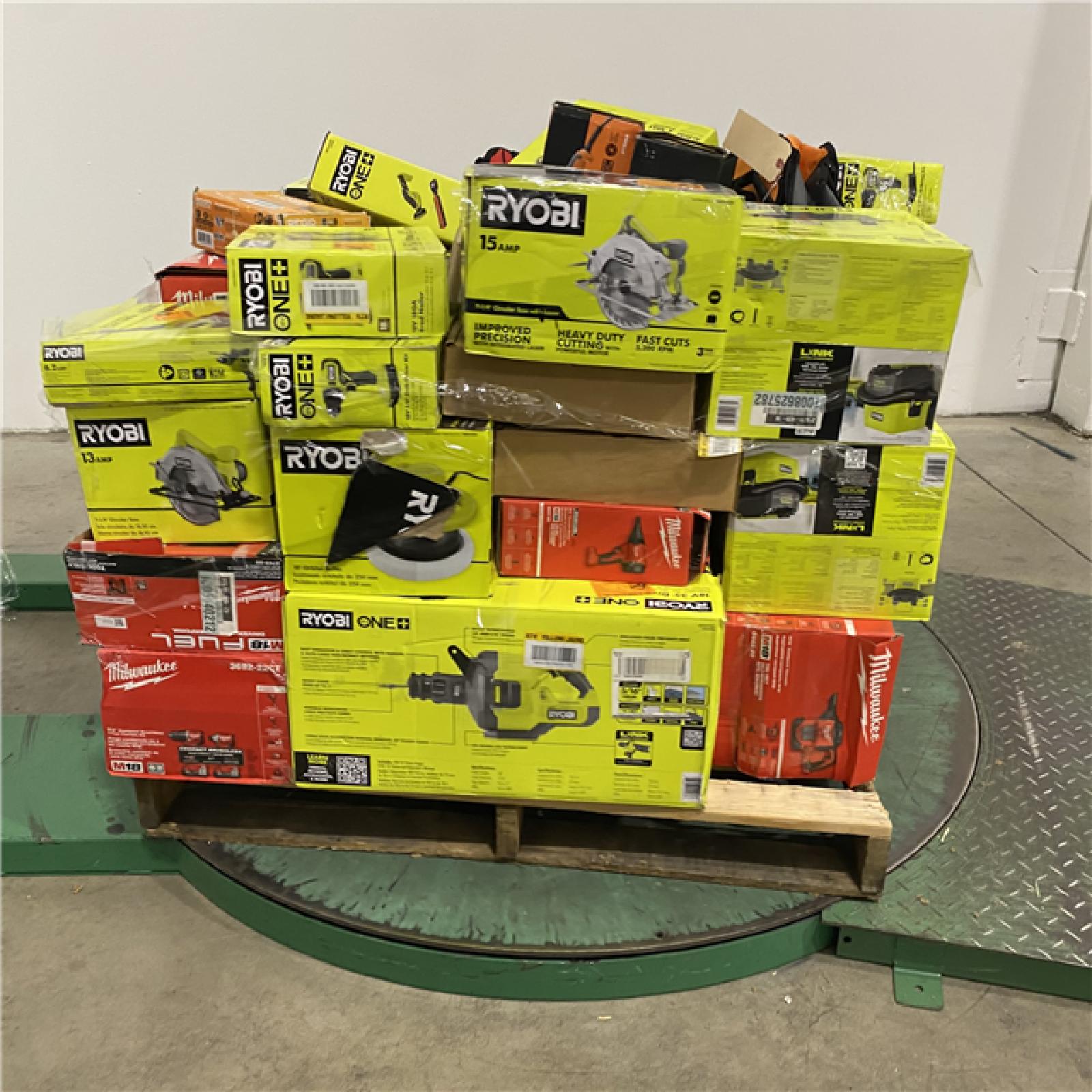 Dallas Location - As-Is Tool Pallet