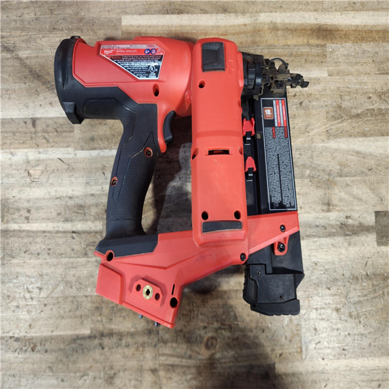 HOUSTON LOCATION - AS-IS Milwaukee FUEL 18-Volt Lithium-Ion Brushless Cordless Gen II 18-Gauge Brad Nailer (Tool-Only)