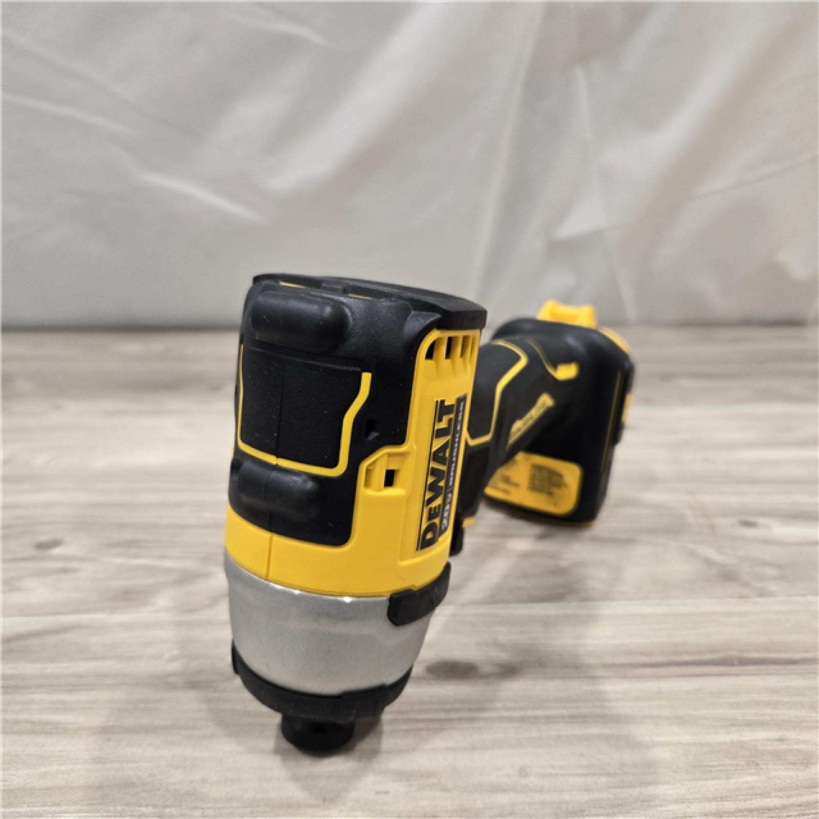 AS-IS DeWALT ATOMIC 20V MAX Cordless Compact Impact Driver Kit