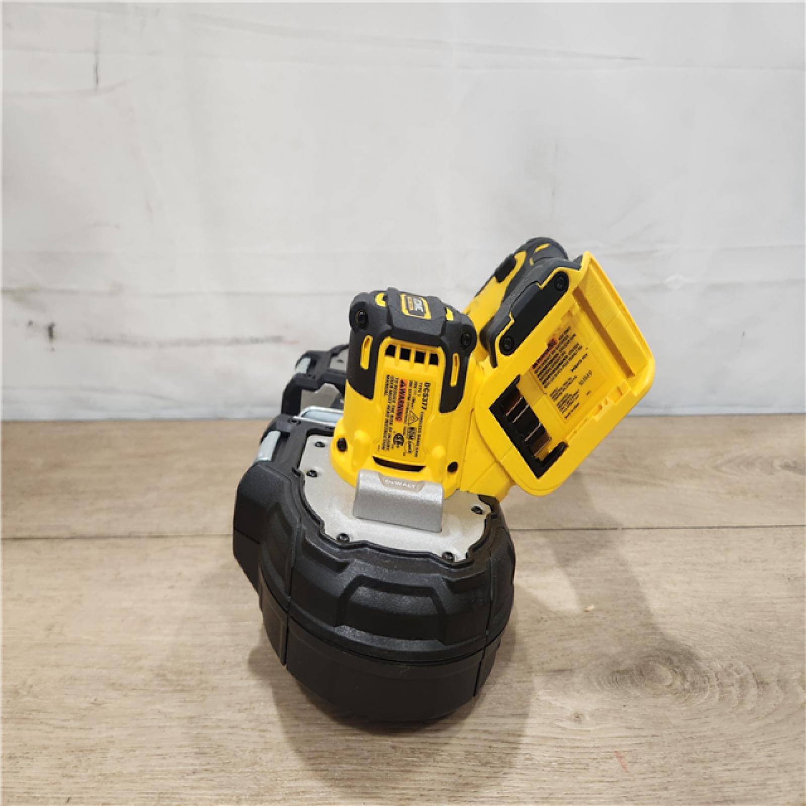 AS-IS- Dewalt 20V MAX ATOMIC Brushless Cordless 1-3/4  Compact Bandsaw
