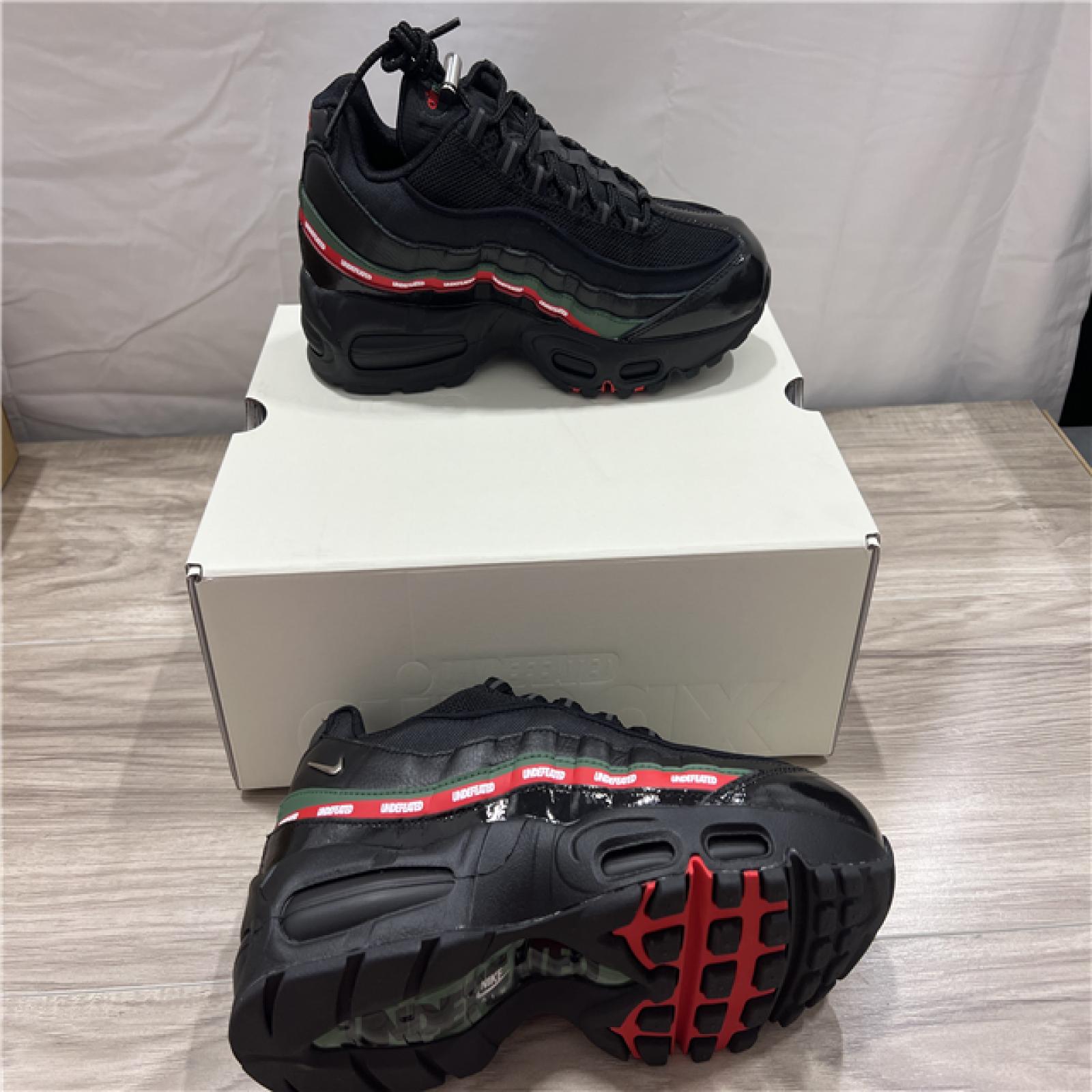 Men's Undefeated x Nike Air Max 95 - Black Metallic Silver SZ 10.5