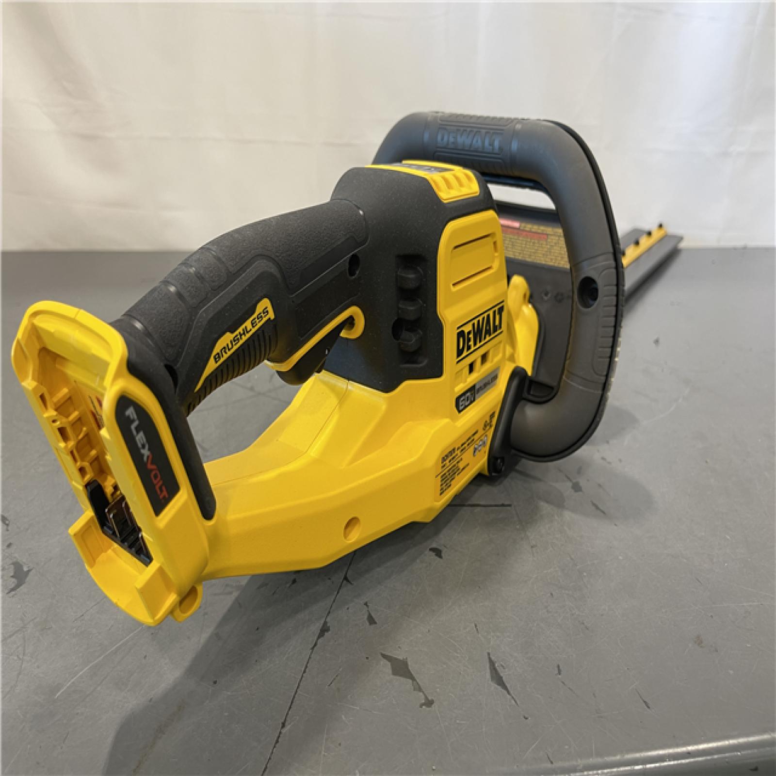 AS-IS - FLEXVOLT 60V MAX 26 in. Brushless Cordless Battery Powered Hedge Trimmer